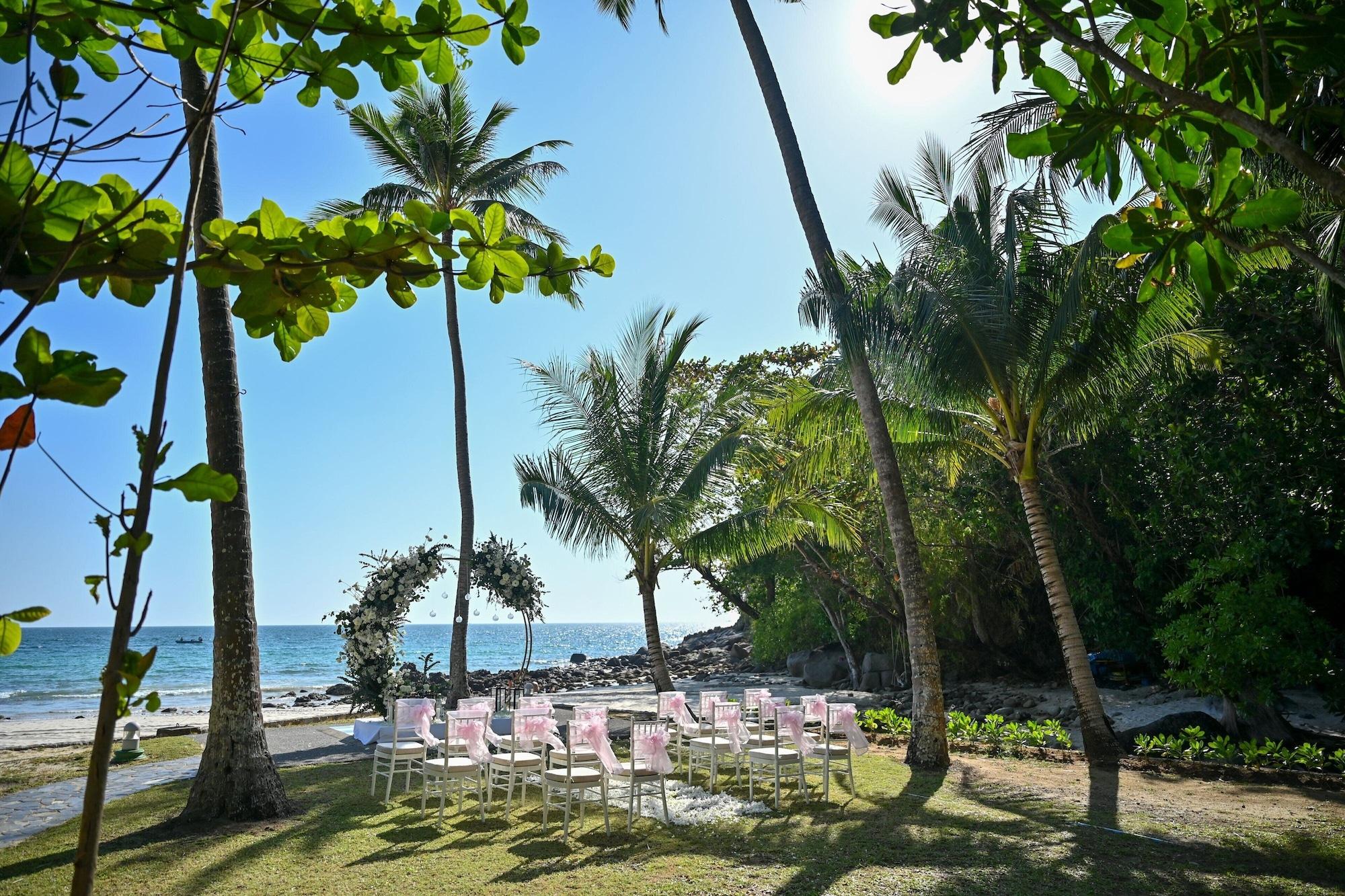 Playa Le Meridien Phuket Beach Resort