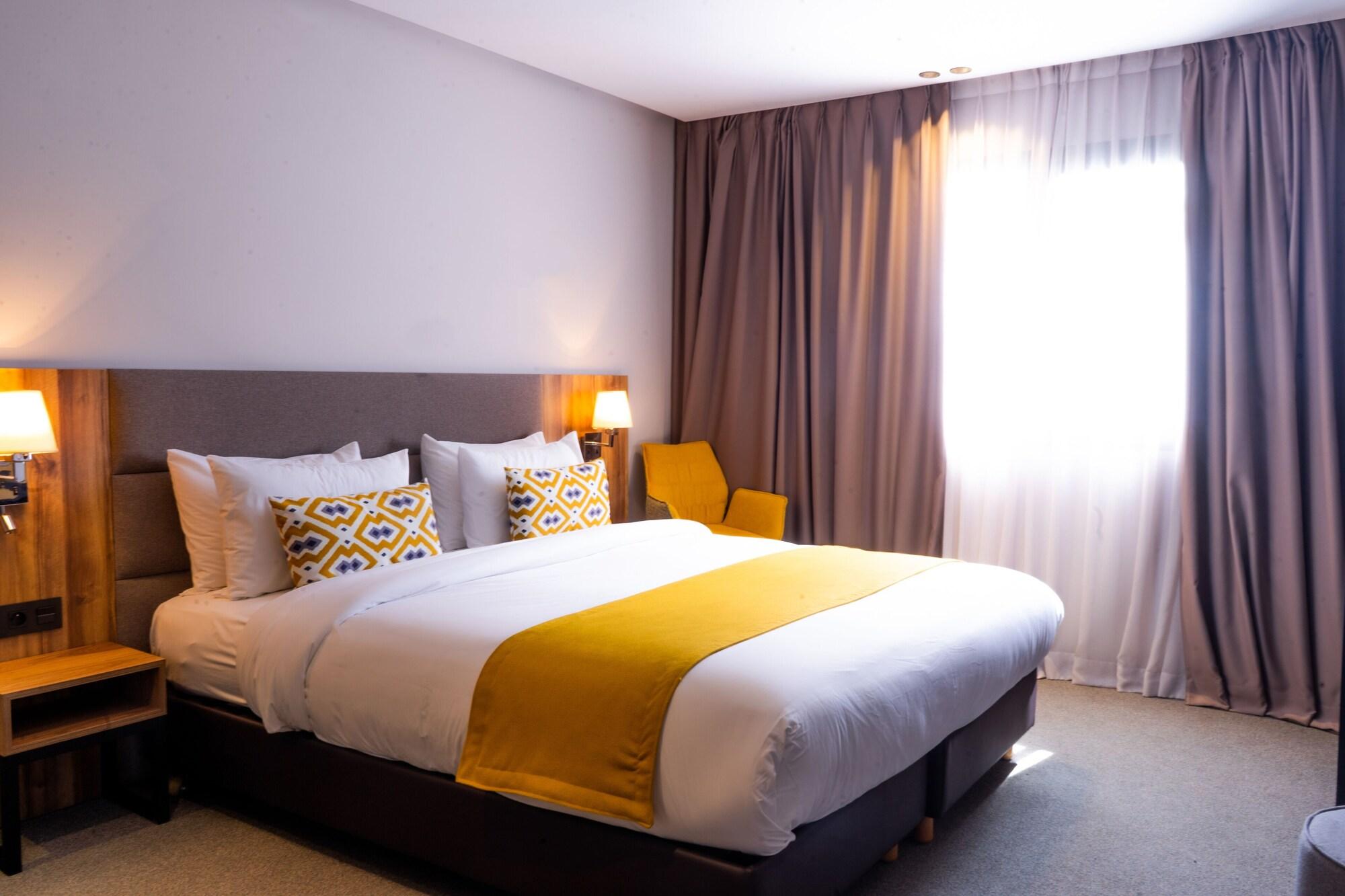 Varios Urban Hotel and Spa