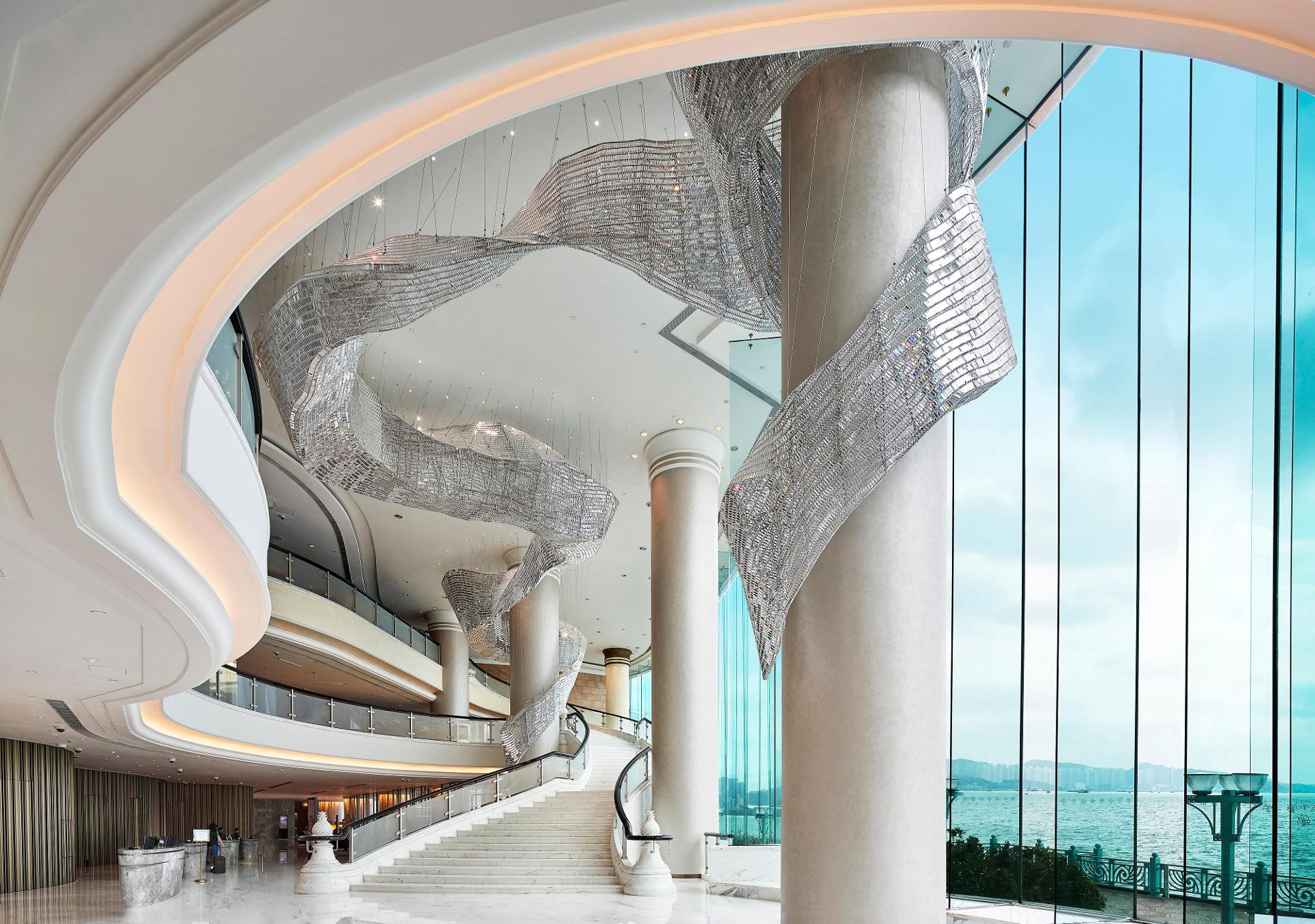 Vista Lobby Harbour Grand Kowloon