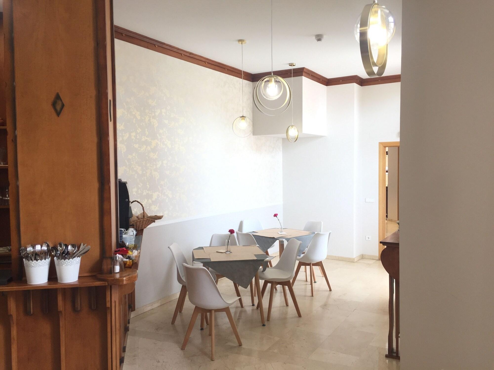 Vista Exterior Hostal Alda Río Duero