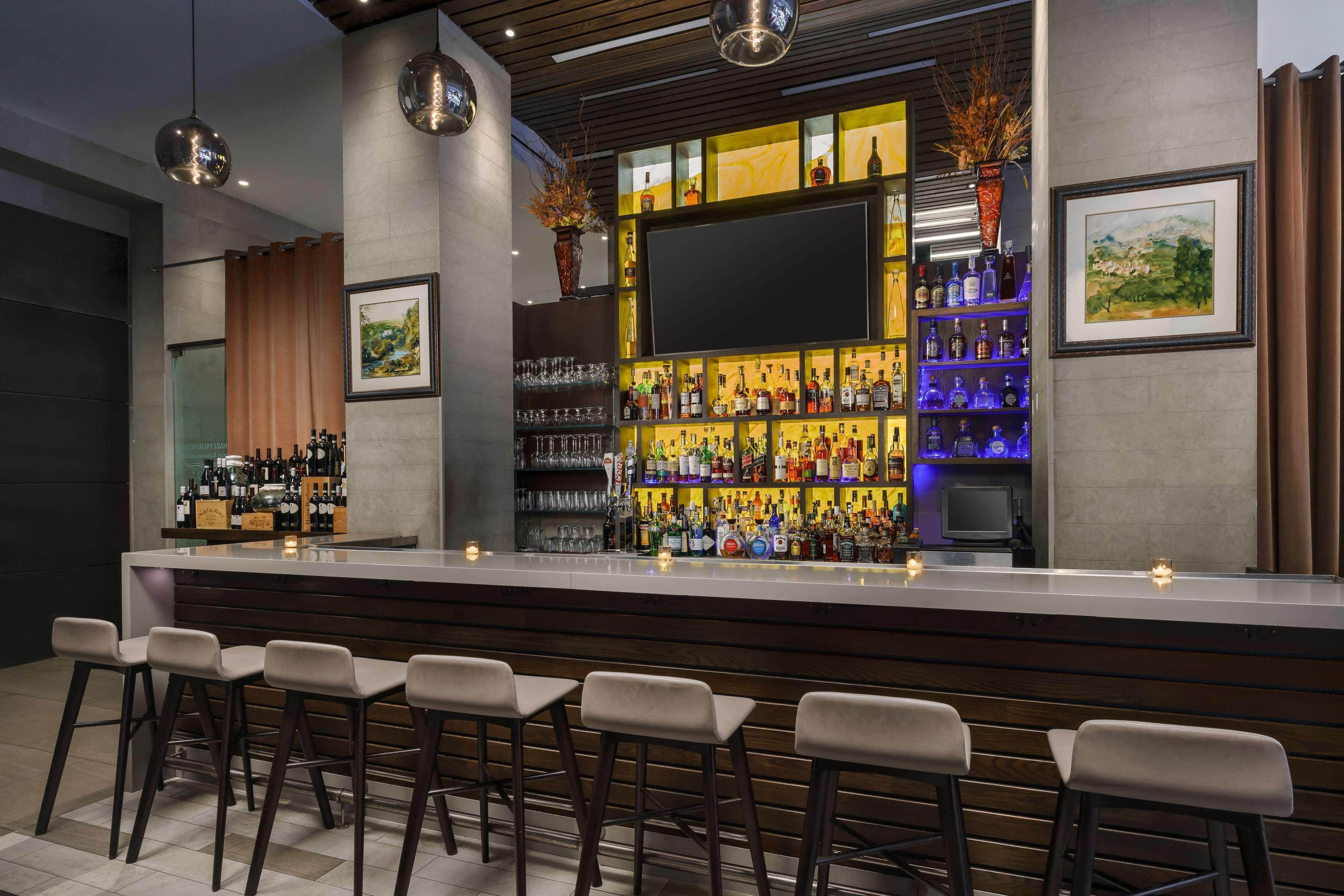 Bar/Salón Hilton Garden Inn New York Times Square North