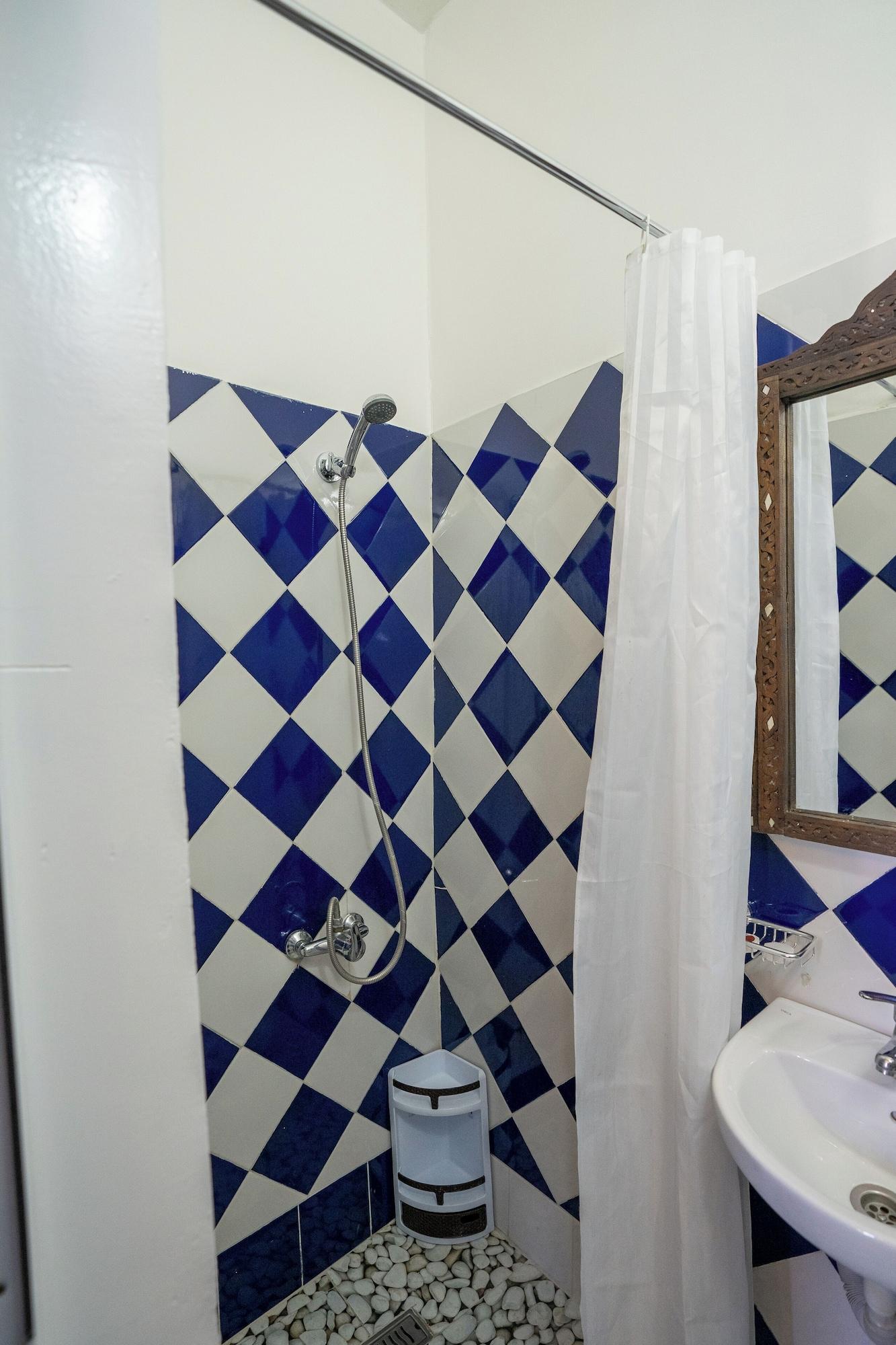 Equipamiento de Habitación Dar Al Ghazal