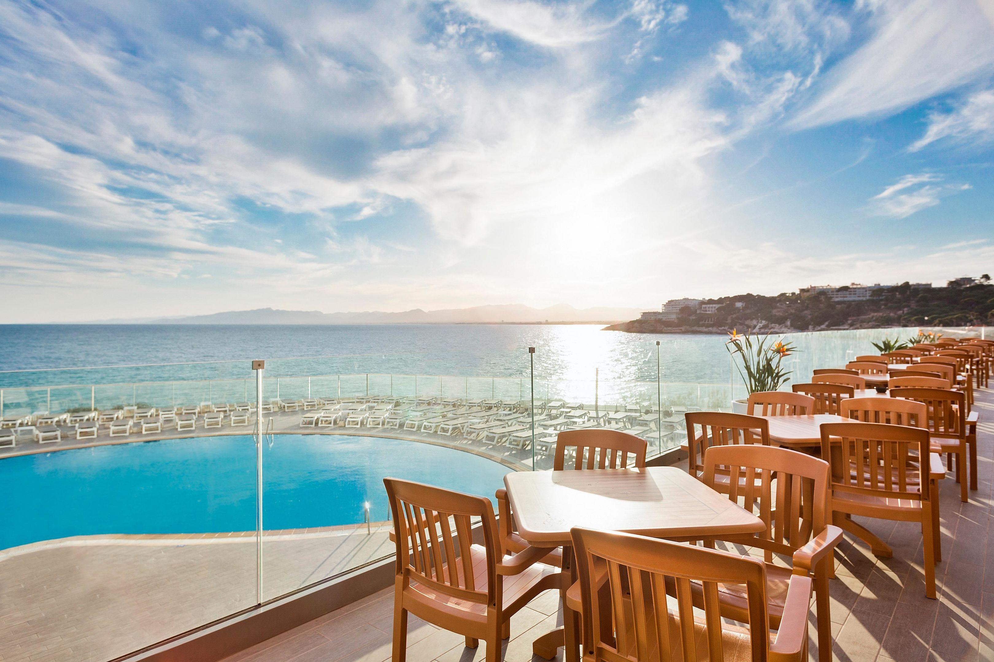 Vista Piscina Hotel Best Negresco