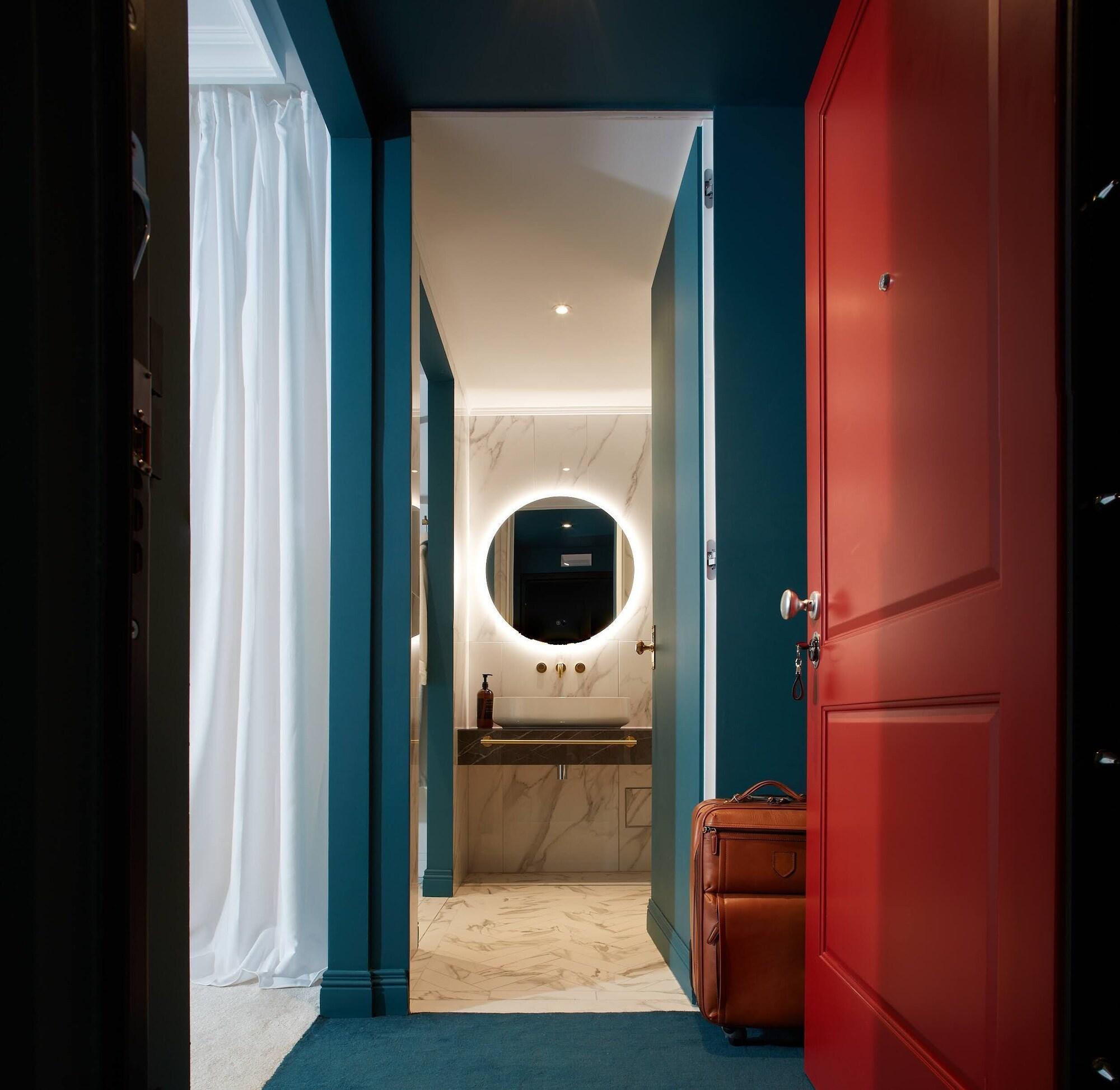 Varios The Townhouse