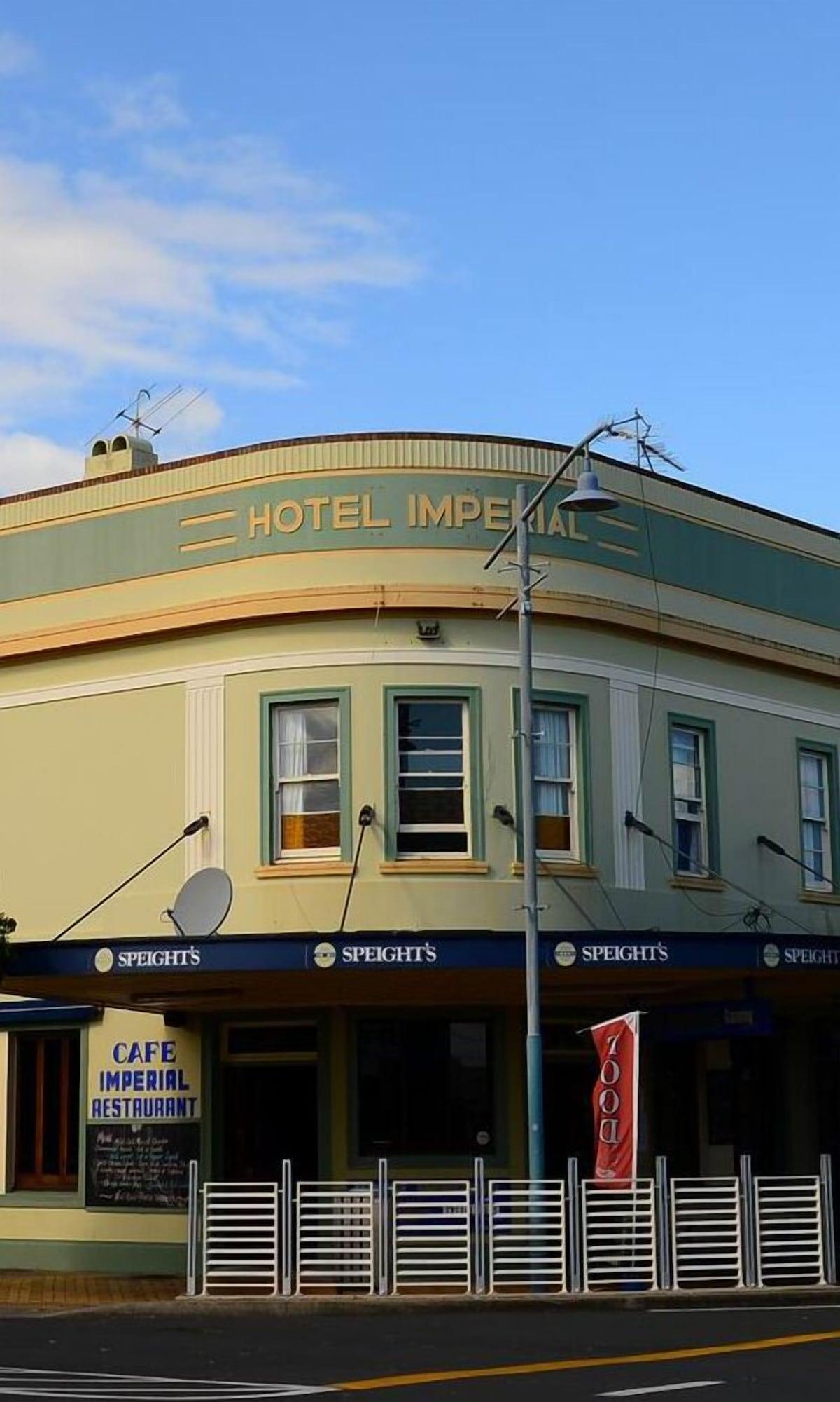 Varios Hotel Imperial
