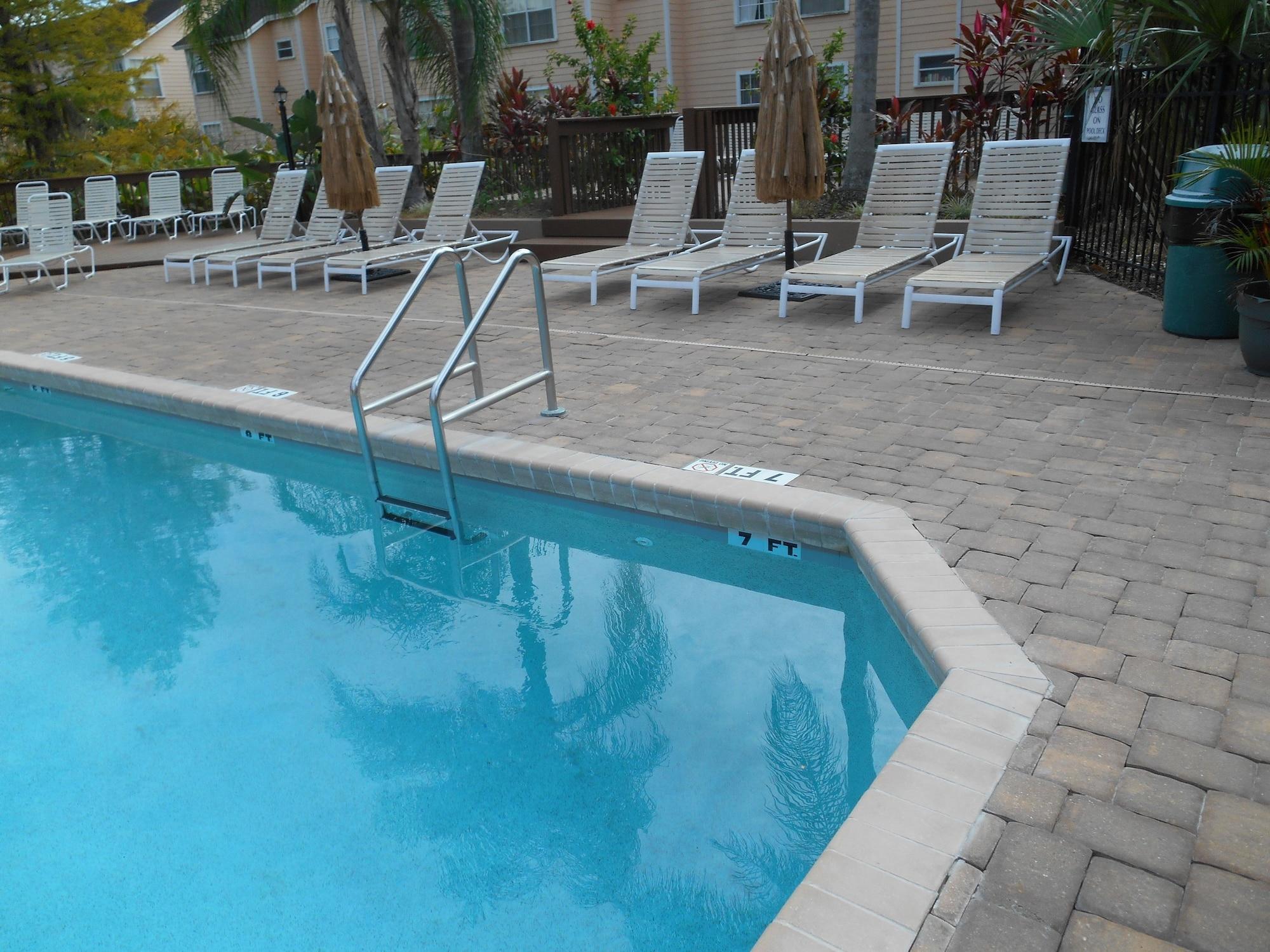Vista Piscina Mickey's Paradise