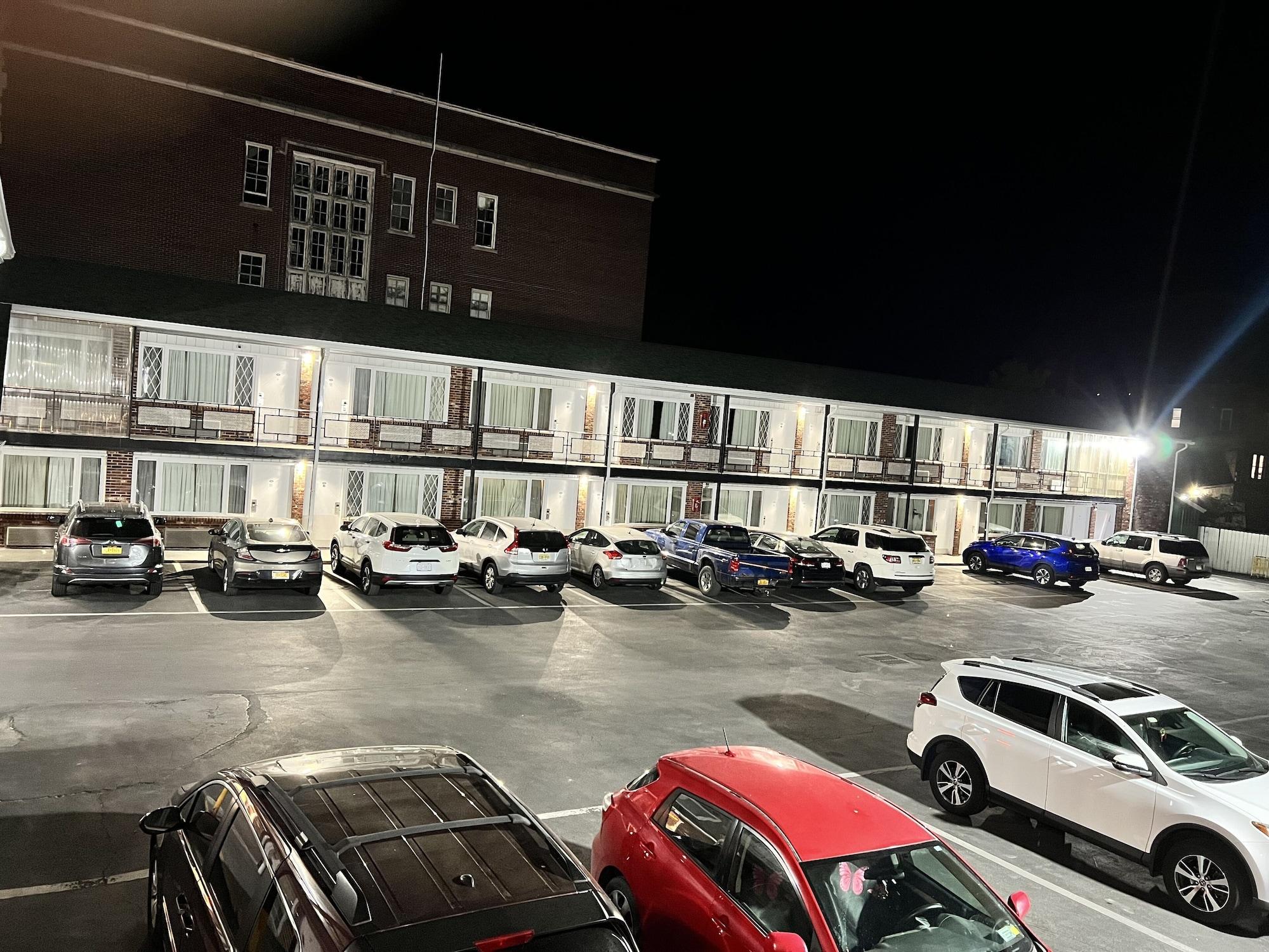 Comodidades del Alojamiento Inn Towne Motel