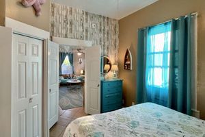 Alquiler Vacacional - King Bed-Fenced Yard-Free Parking-Dog Friendly-East End