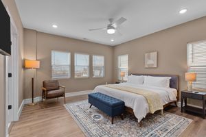 Alquiler Vacacional - 3325: Bright Urban Comfort by JZ Vacation Rentals