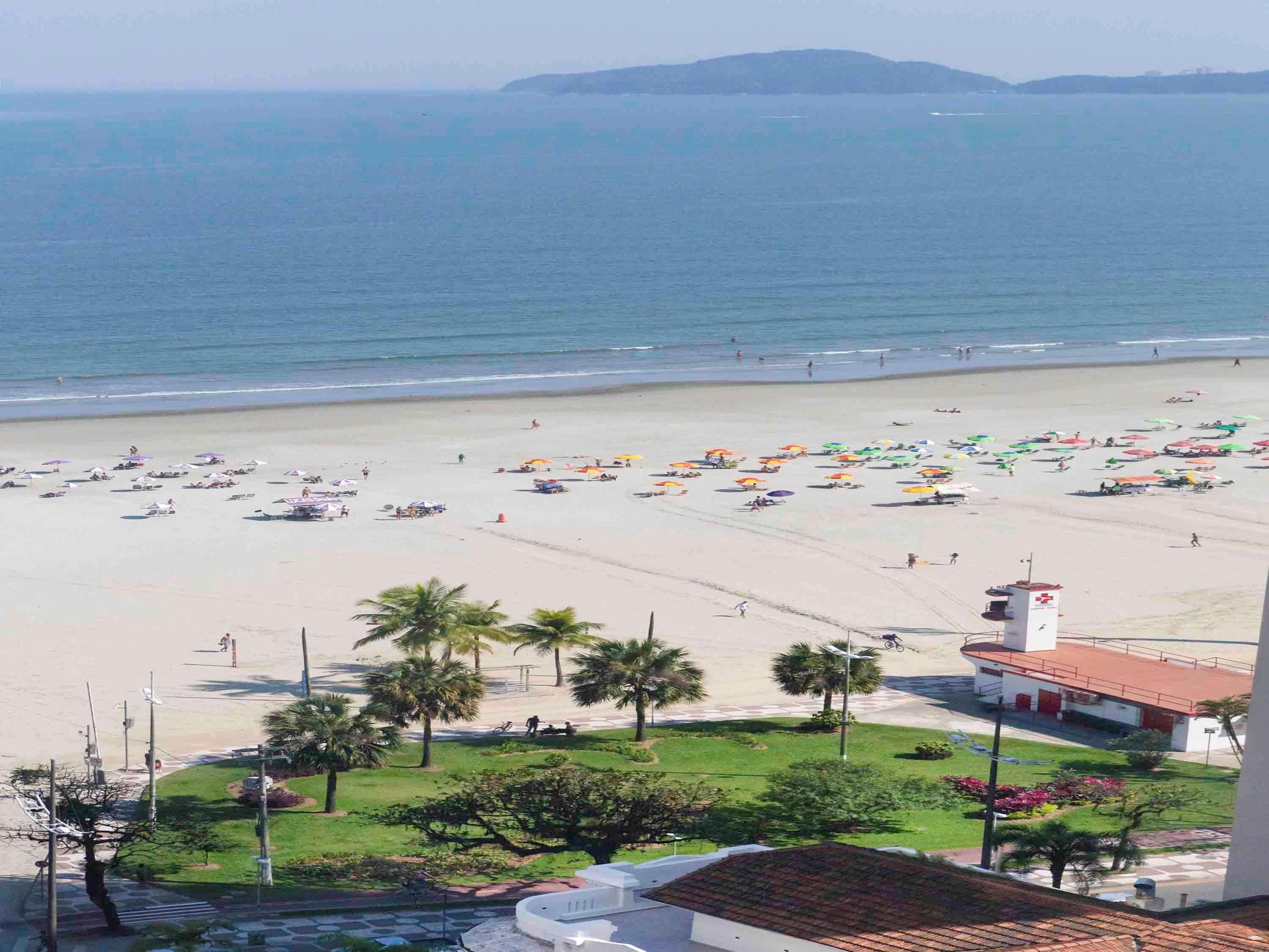 Vista Exterior Ibis Santos Gonzaga Praia