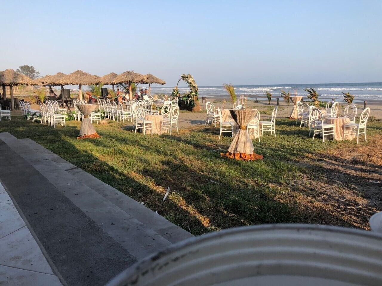 Playa Sambo Mambo Beach Hotel