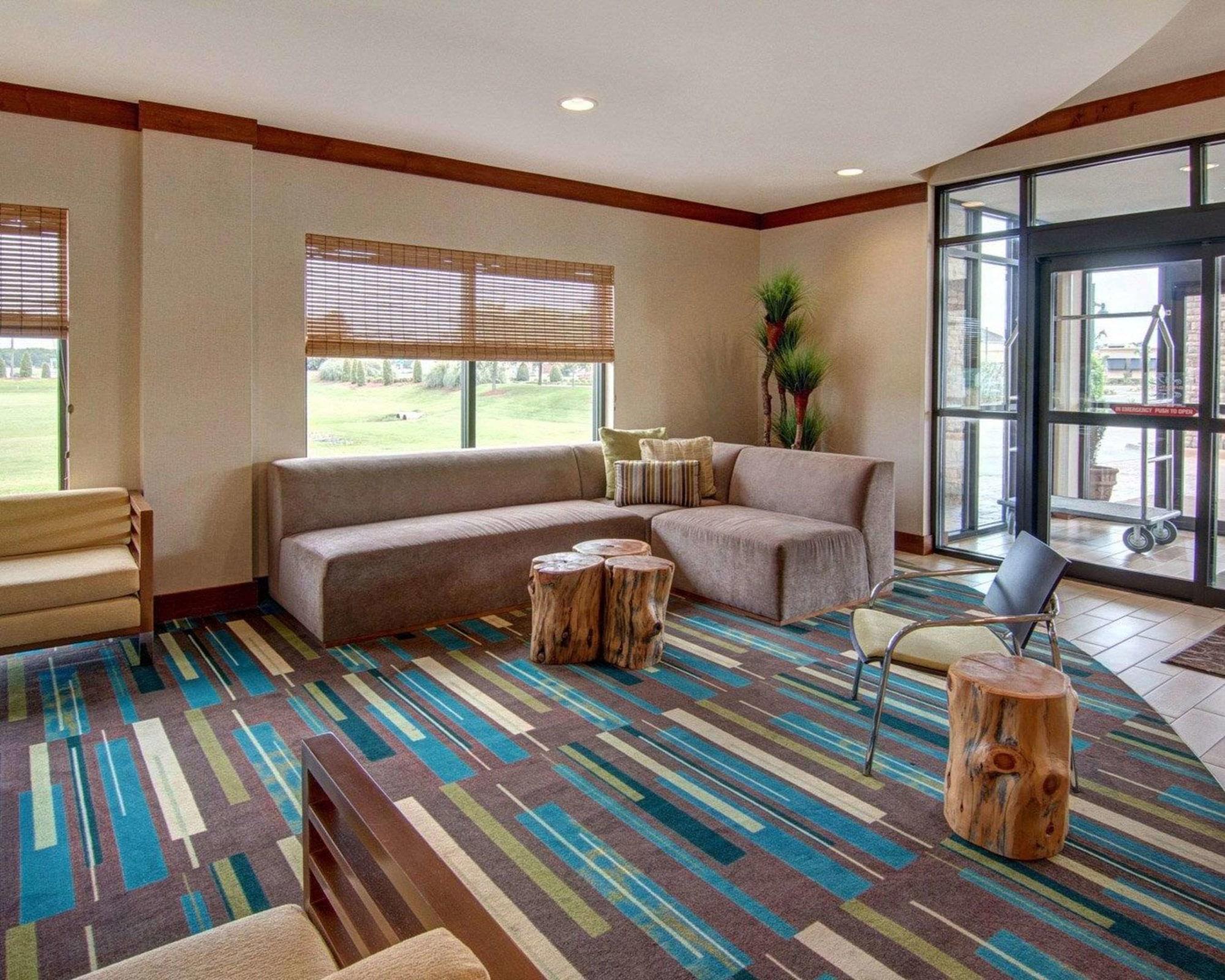 Vista Lobby Comfort Suites Bossier City - Shreveport