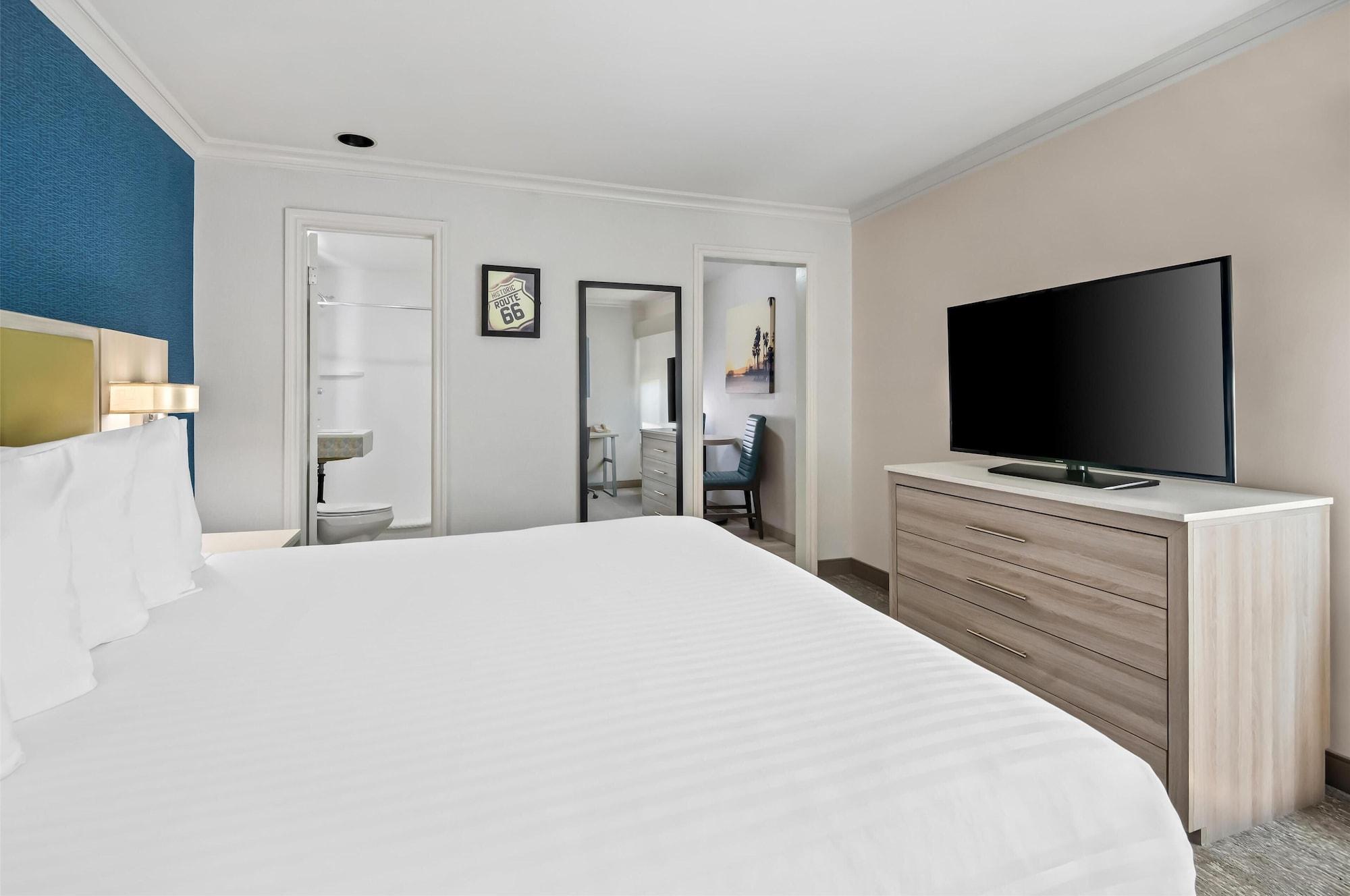 Set de Habitación SureStay Hotel by Best Western Santa Monica
