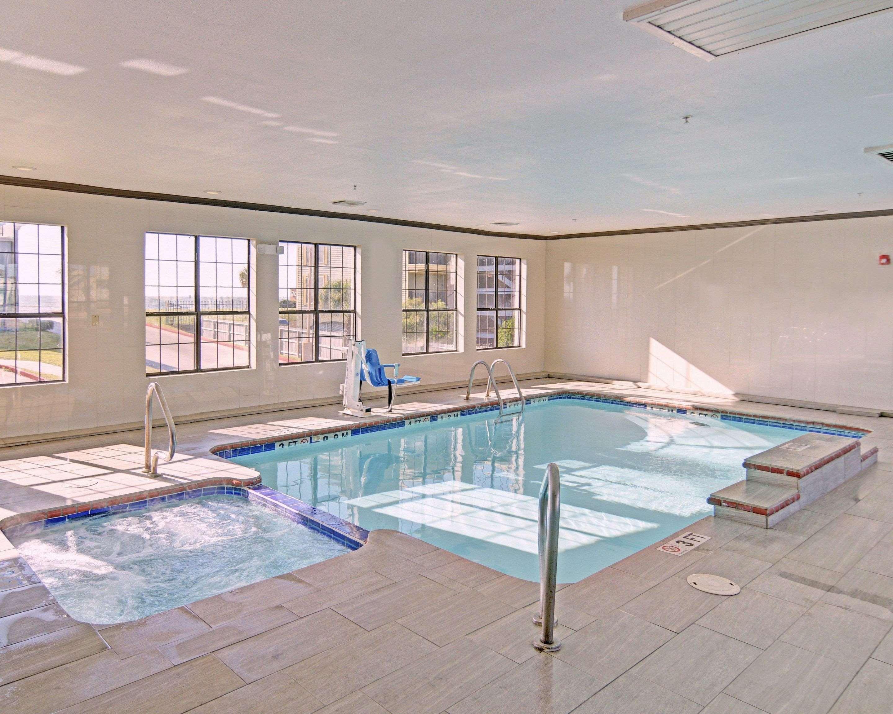 Vista Piscina Spark by Hilton Galveston