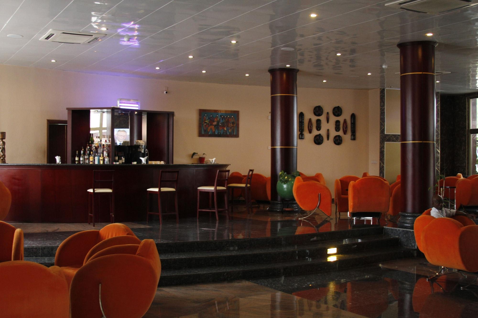Bar/Salón Royal Nick Hotel