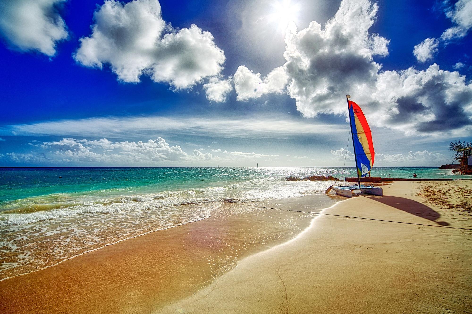 Playa Sea Breeze Beach House by Ocean Hotels - All Inclusive