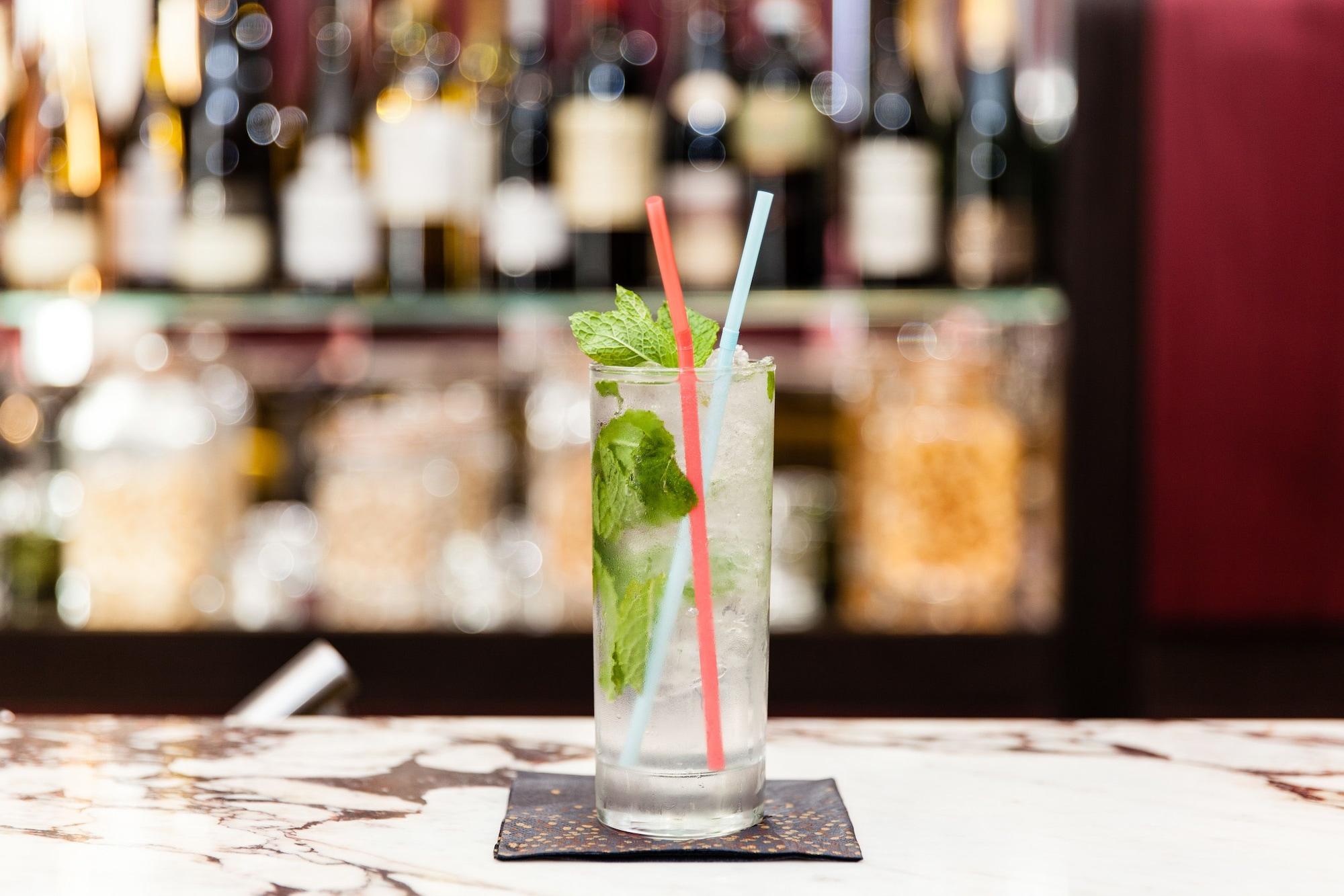 Bar/Salón The Rockwell