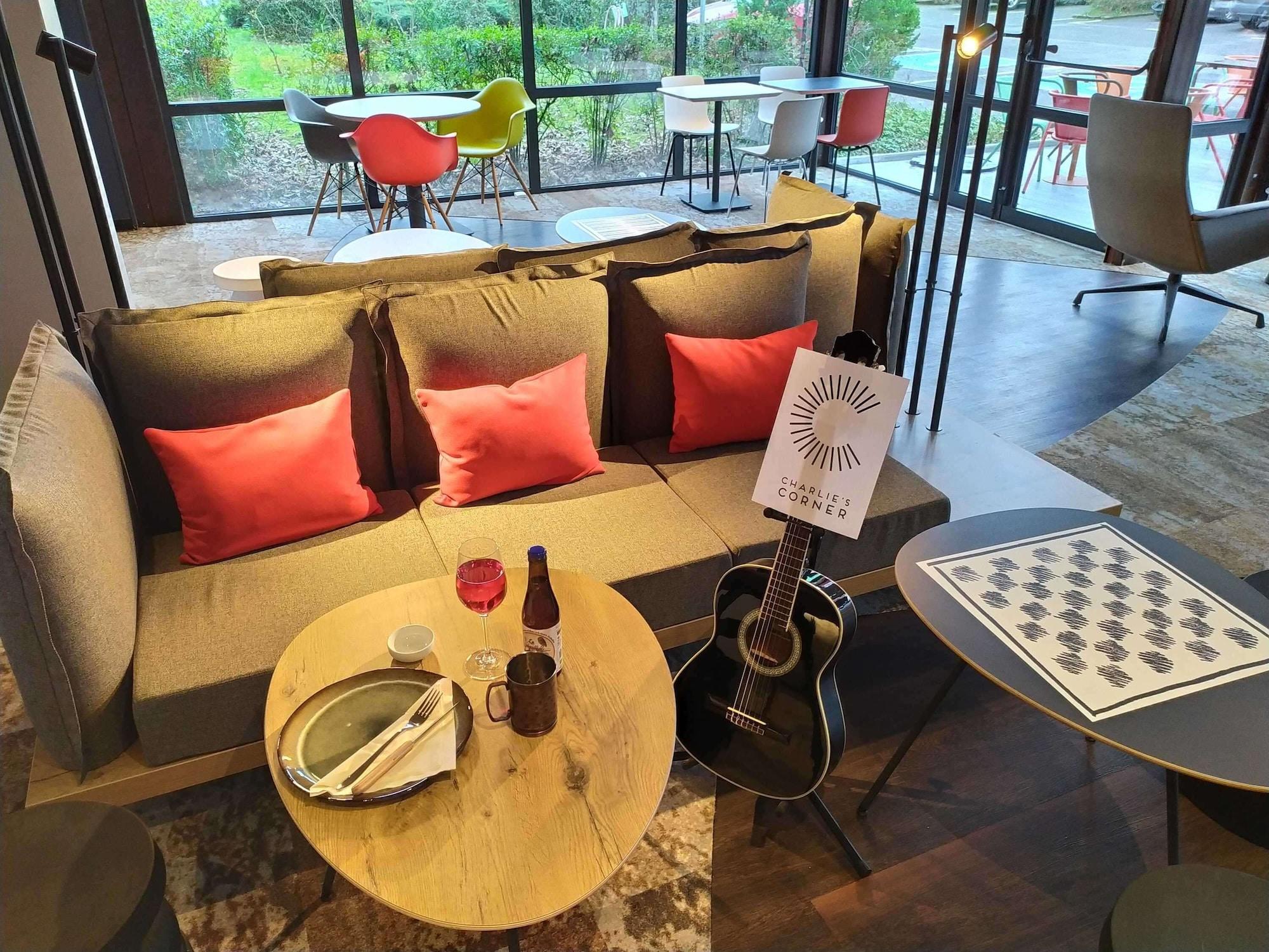 Restaurant ibis Melun Hotel