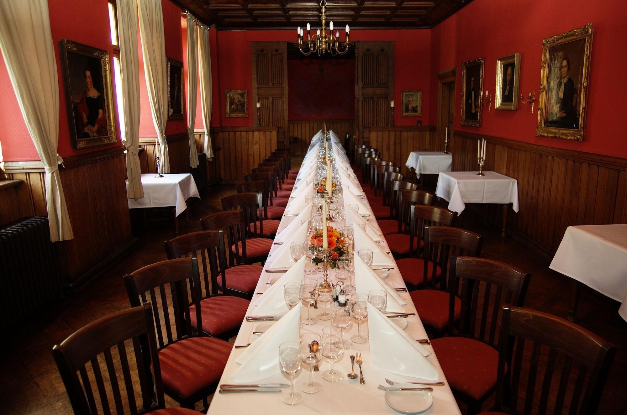 Restaurant Ringhotel Schlosshotel Kommende Ramersdorf