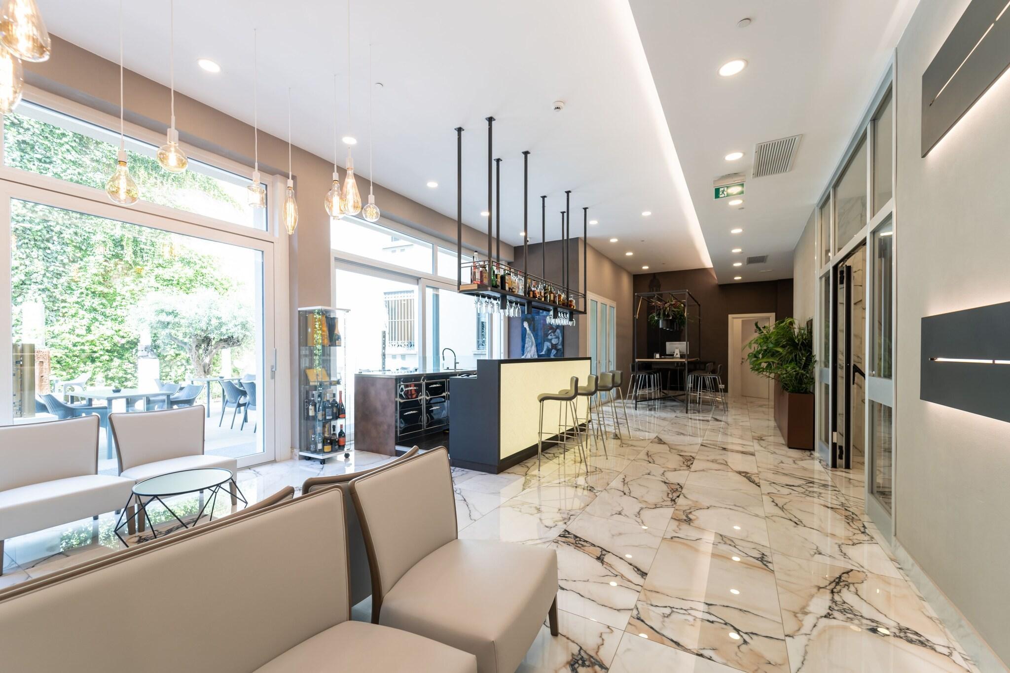 Bar/Salón Hotel Milano Castello