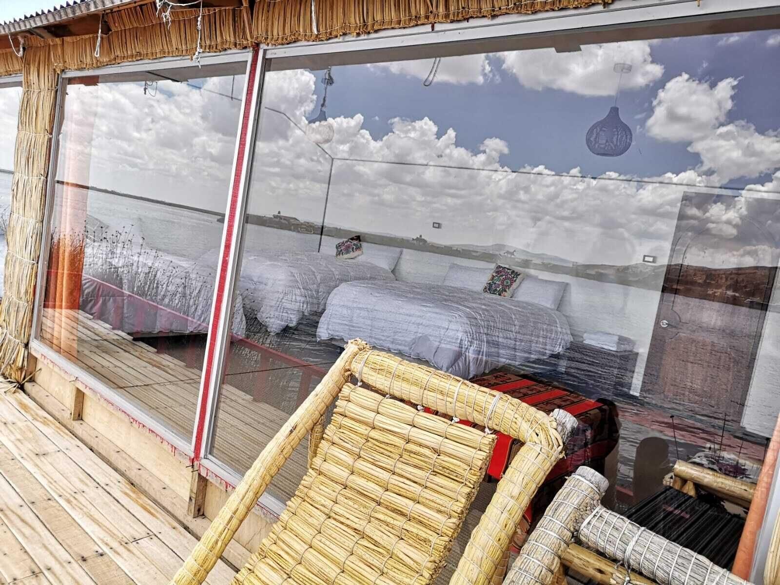 Equipamiento de Habitación Uros Titicaca Uta Lodge