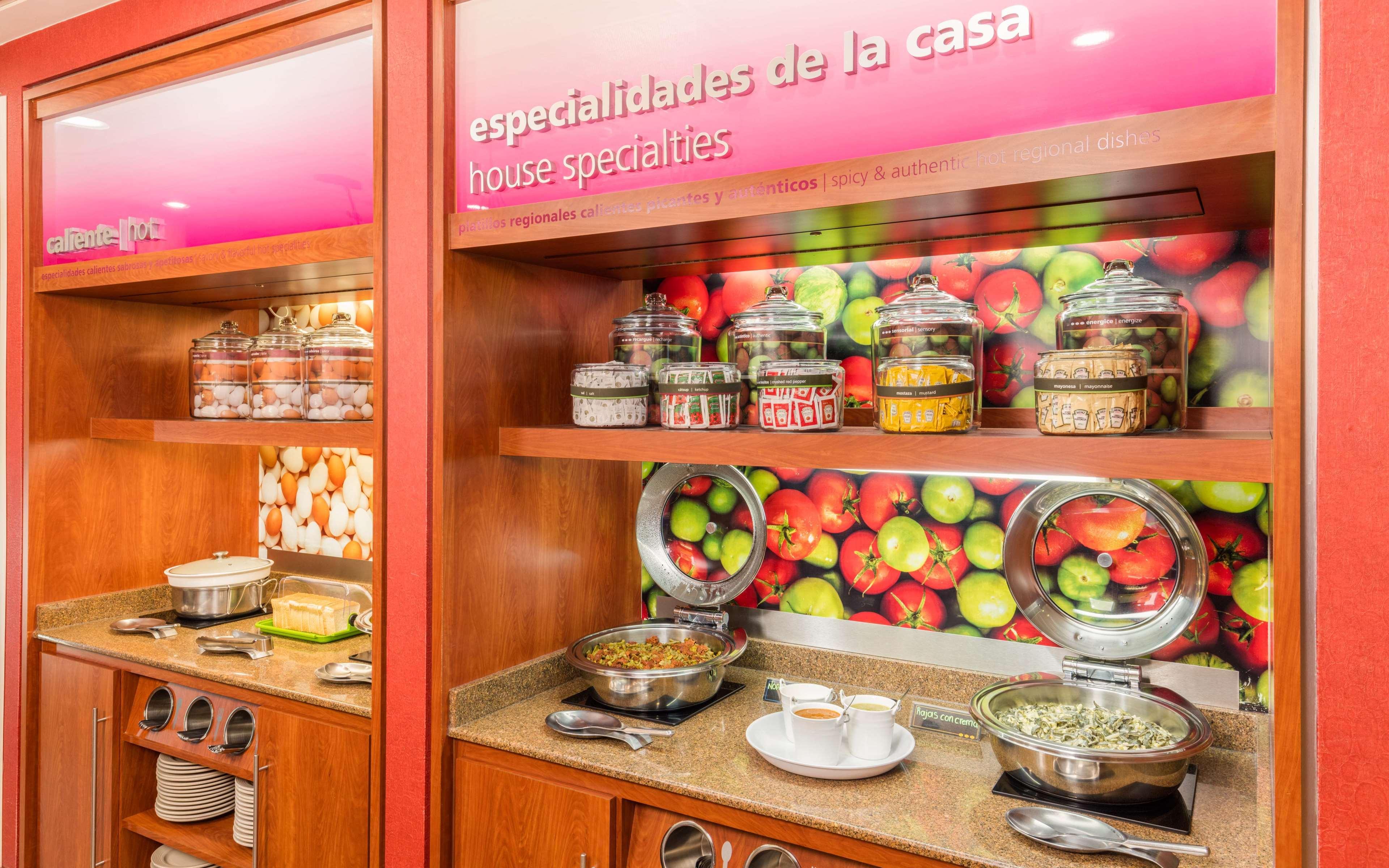 Restaurant Hampton Inn by Hilton Queretaro Tecnologico