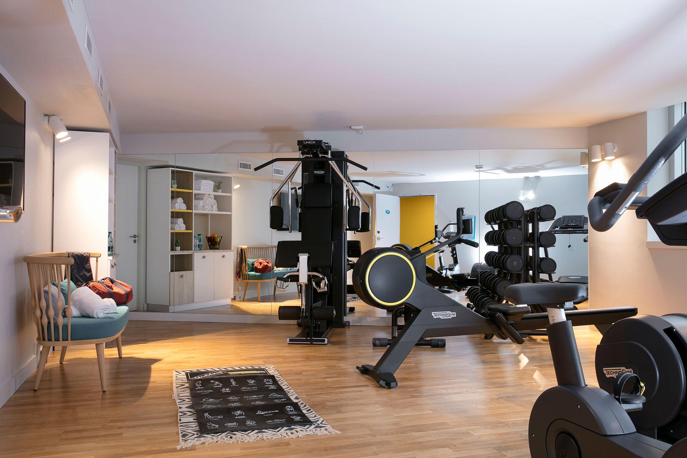 Instalaciones Recreativas Hampton by Hilton Paris Clichy