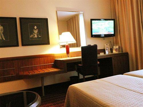 Set de Habitación First Hotel Malpensa