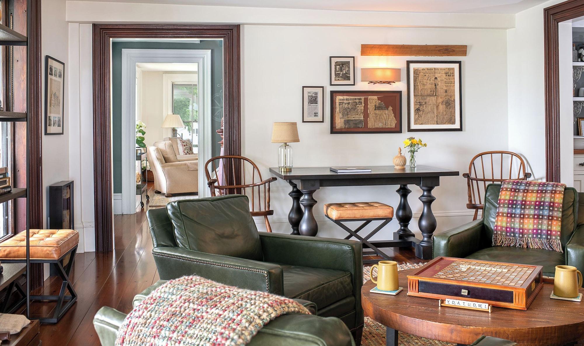 Vista Lobby Pickering House