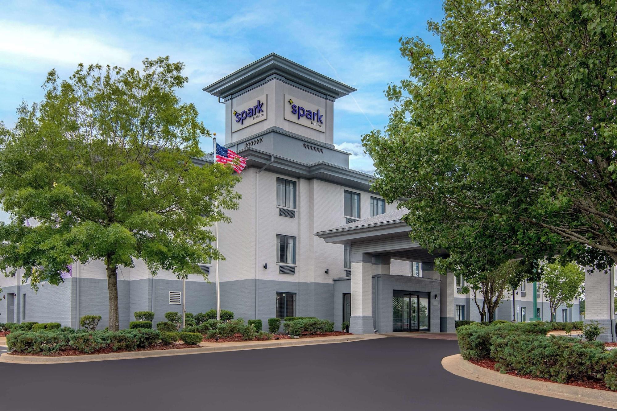 Varios Spark by Hilton Montgomery EastChase