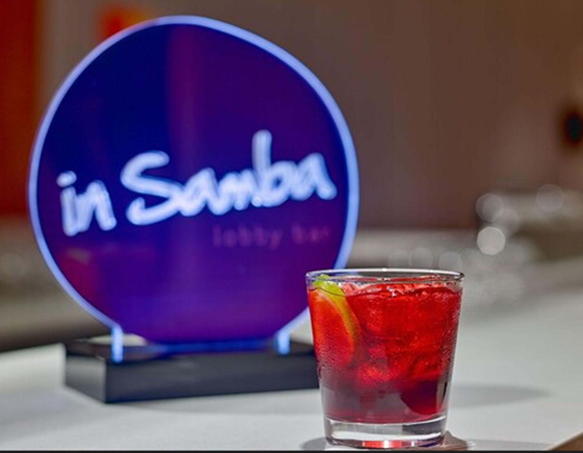 Bar/Salón Rio Hotel by Bourbon Campinas