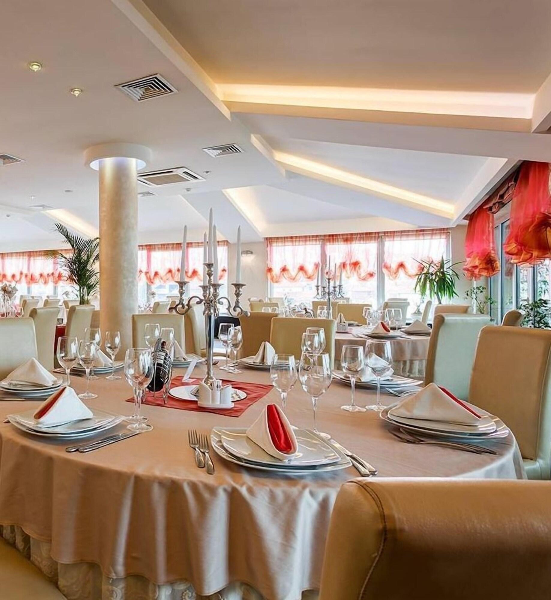 Restaurant Tami Residence