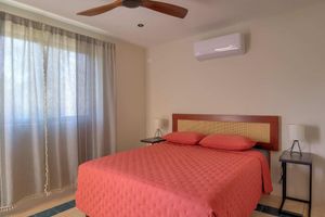 Alquiler Vacacional - Casa Cigno in Merida Centro with Sunny Pool & Private Garage!