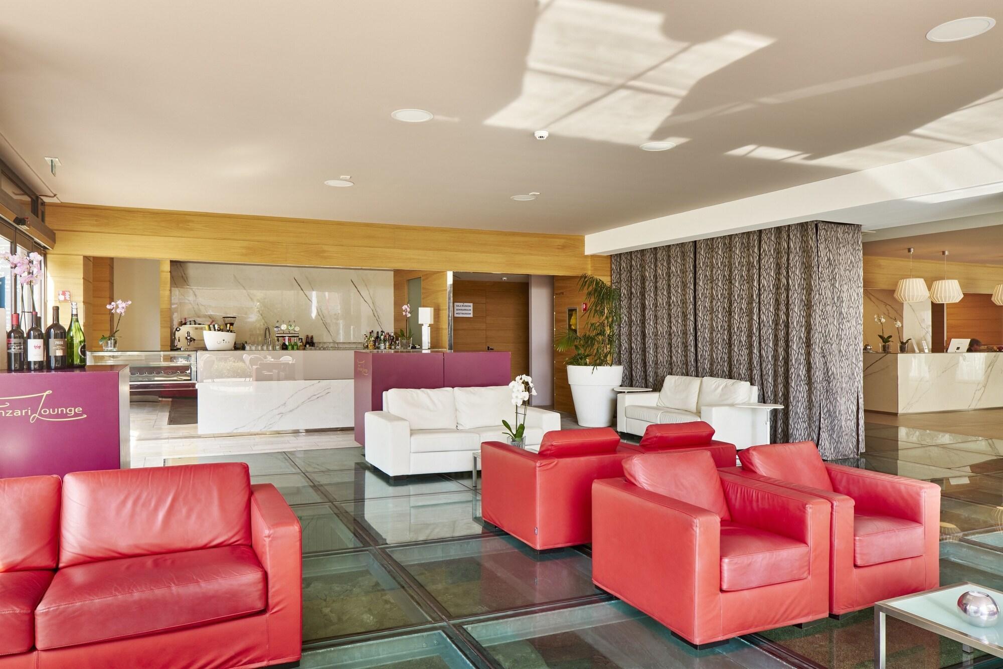 Bar/Salón Hotel Fonzari