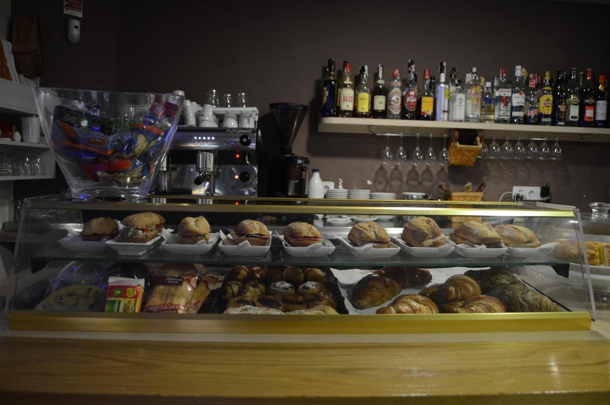 Bar/Salón Pension Rovior