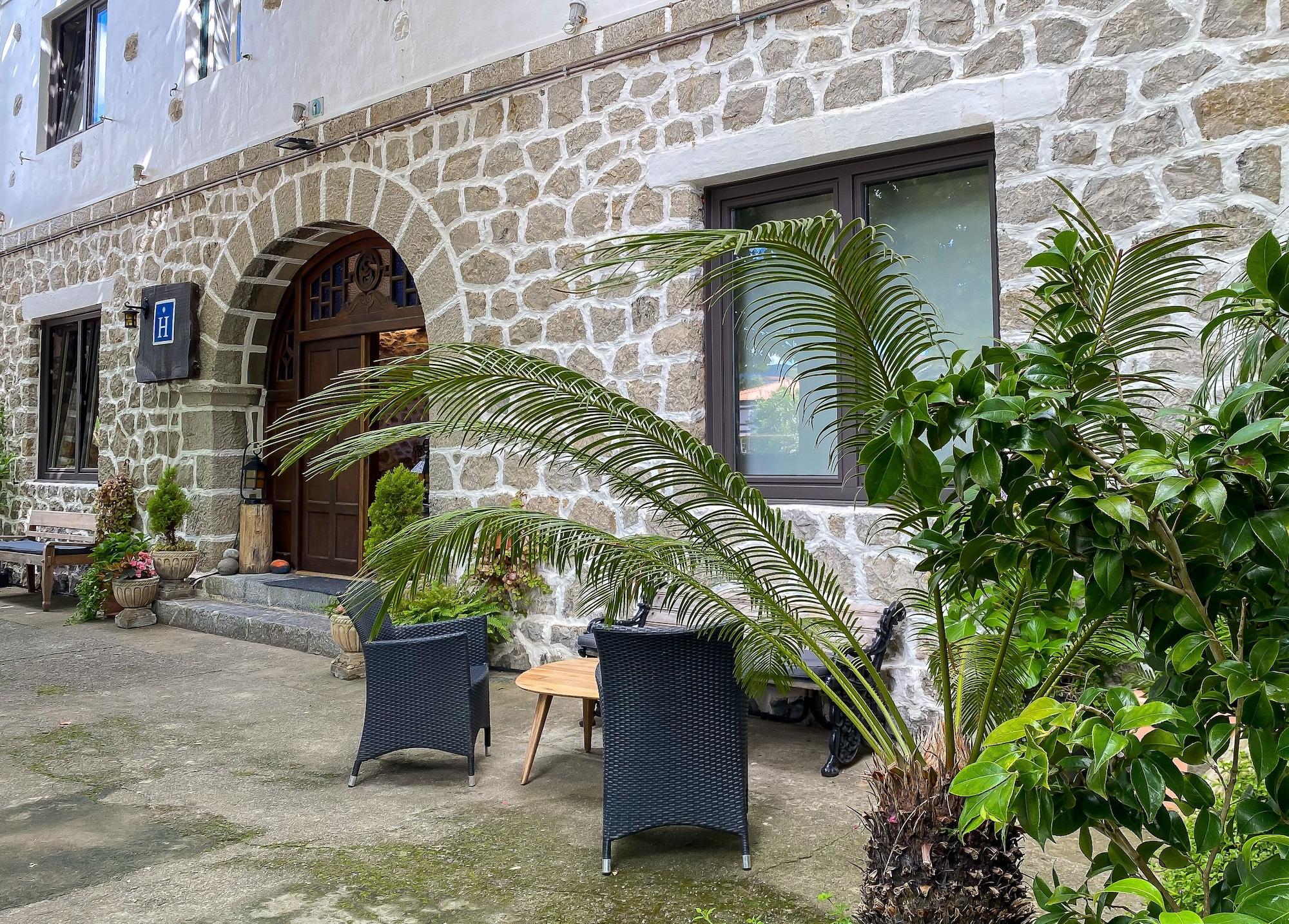 Vista Exterior Hotel Arimune