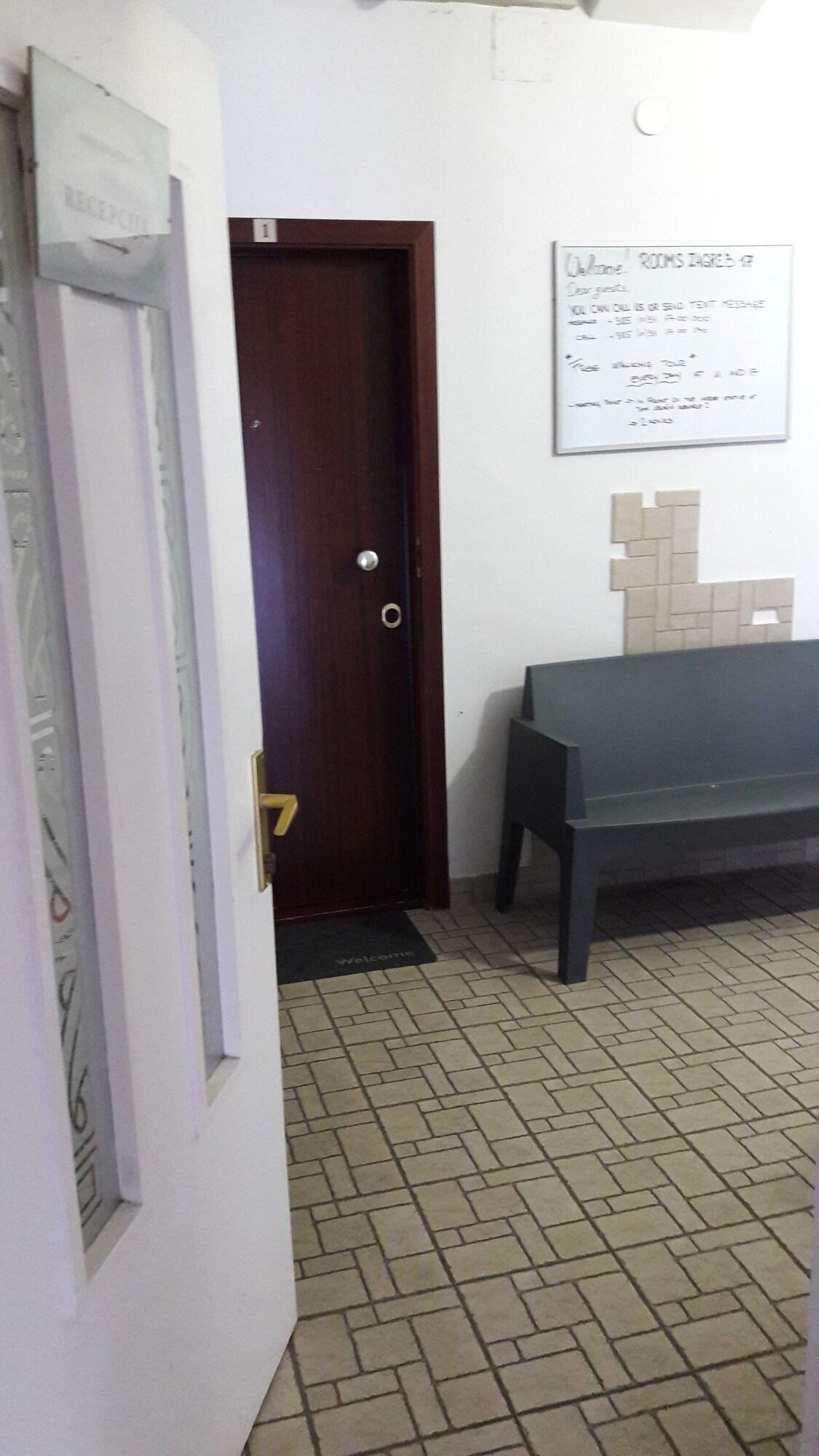 Instalaciones Recreativas Rooms Zagreb 17