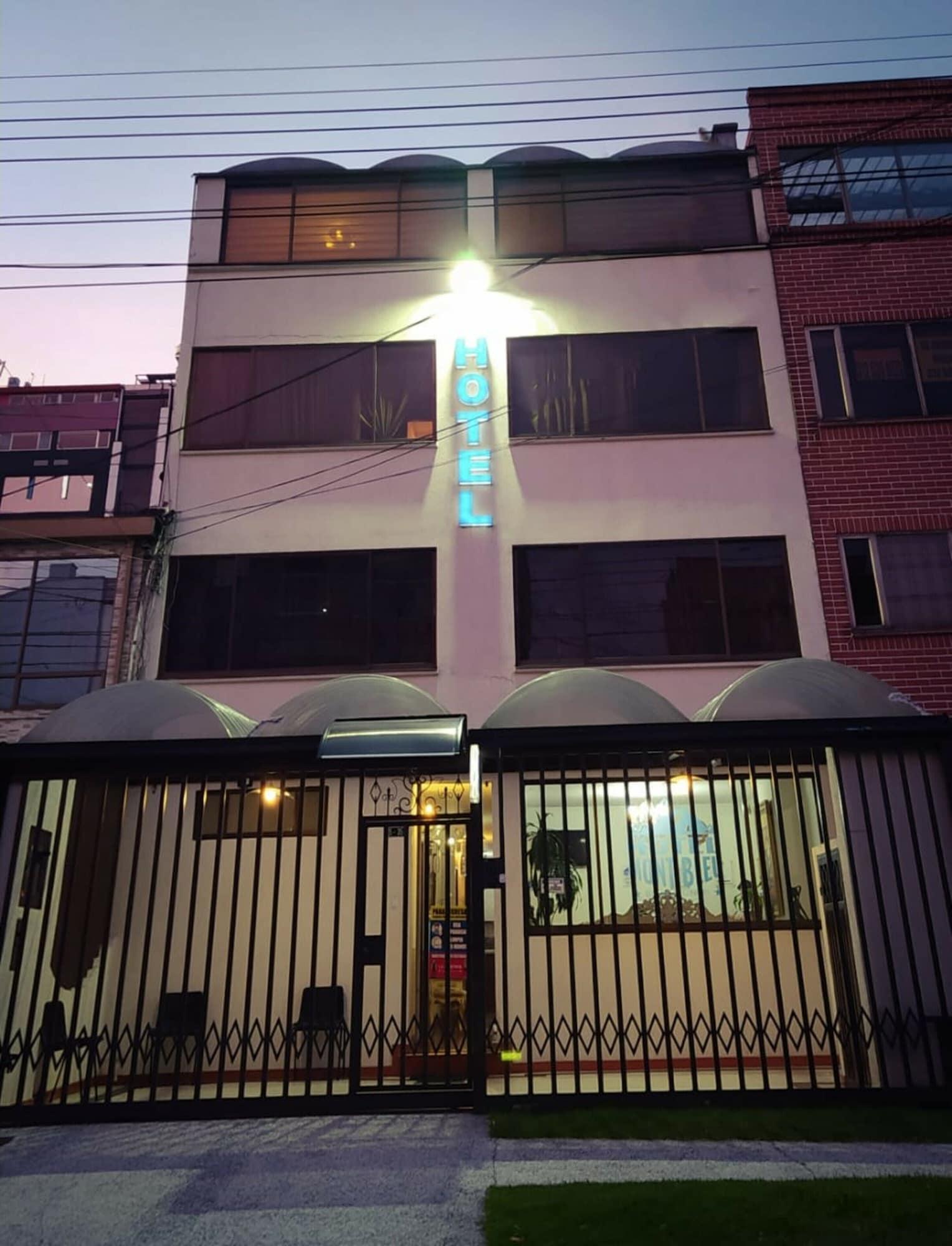 Varios Hotel Mont Bleu