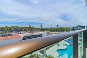 Alquiler Vacacional - Makia Beach #A310 - Flat com varanda por Carpediem