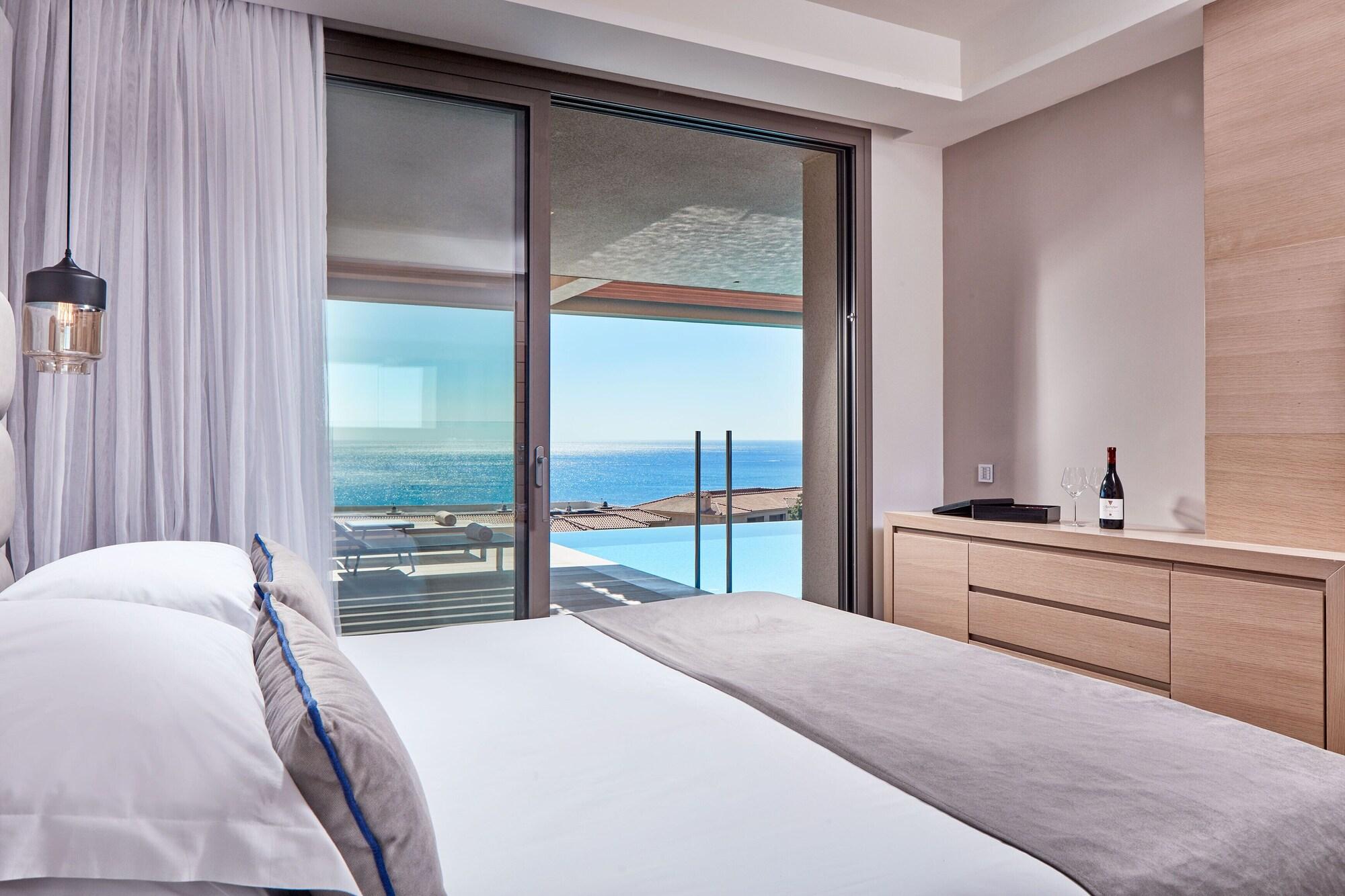 Guest room Atlantica Imperial Residences-AdultsOnly