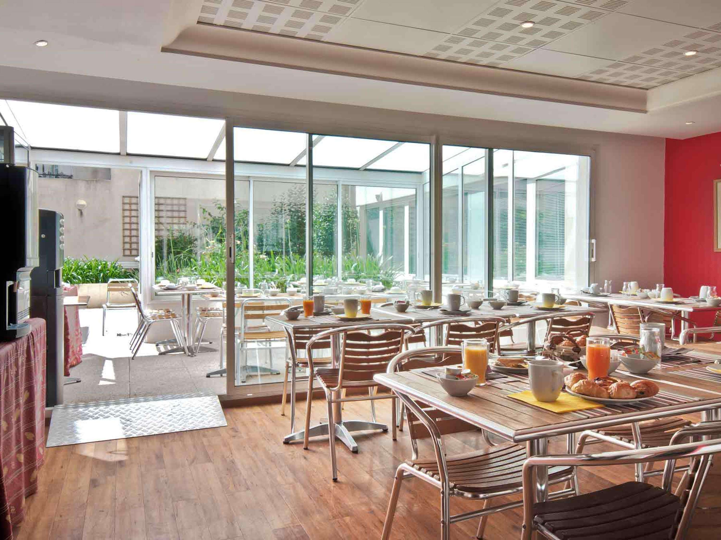Vista Lobby Aparthotel Adagio Access Marseille Prado Perier