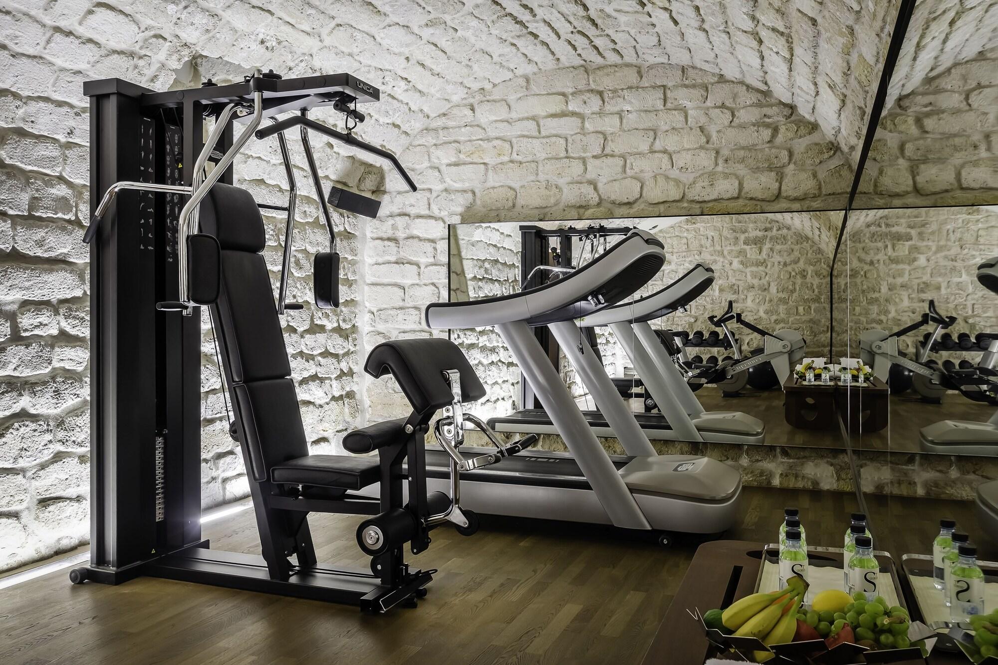 Gimnasio Hotel Du Ministere