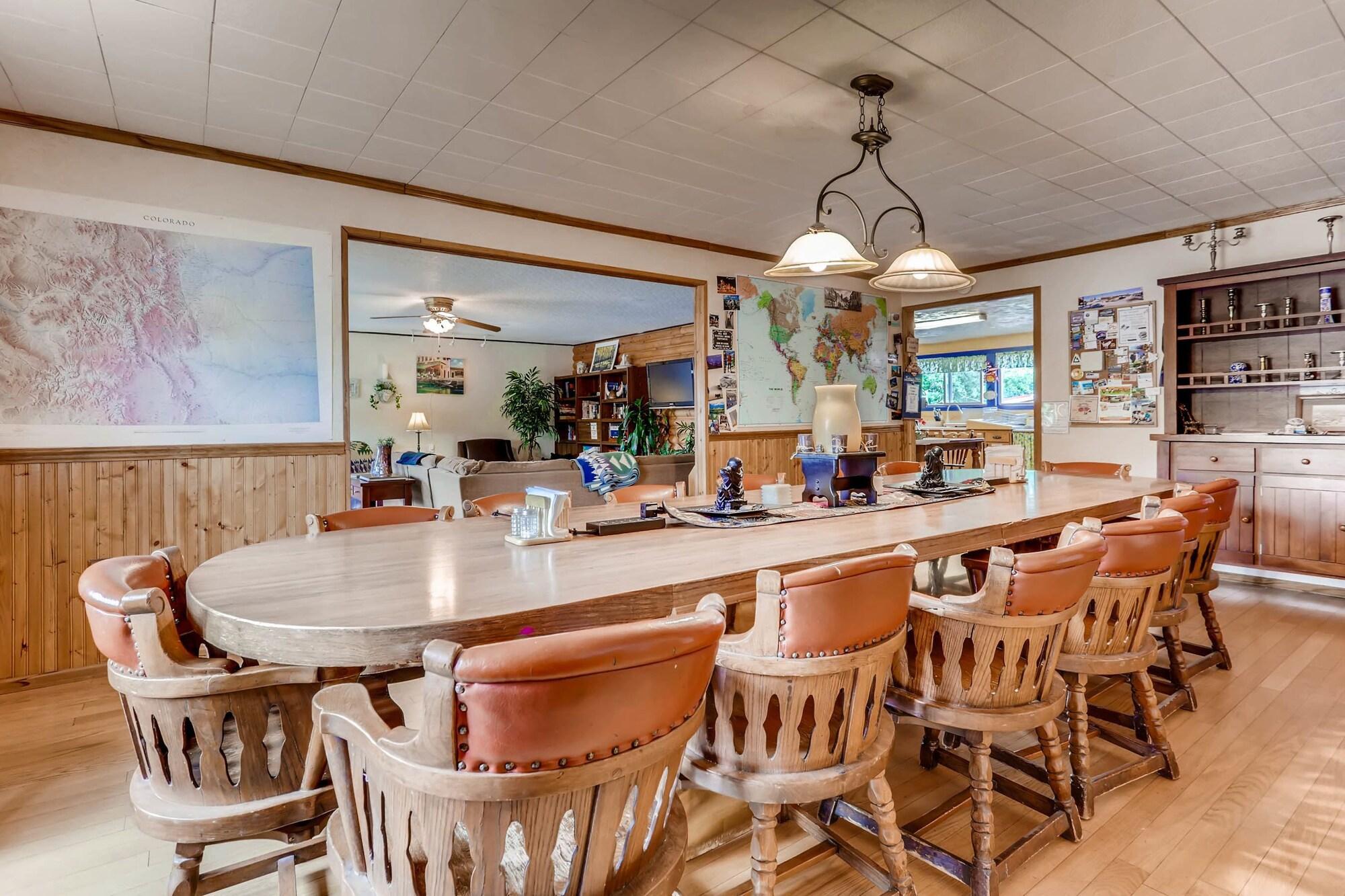 Vista Lobby Inn the Clouds Hostel & Inn