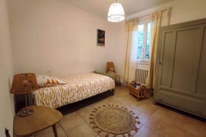 Alquiler Vacacional - Pretty villa near Avignon and the Pont du Gard with a view of the village of Tavel