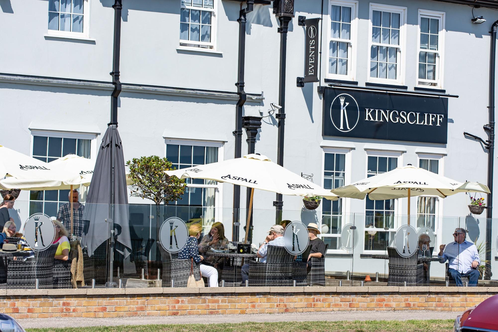 Vista Exterior The Kingscliff Hotel