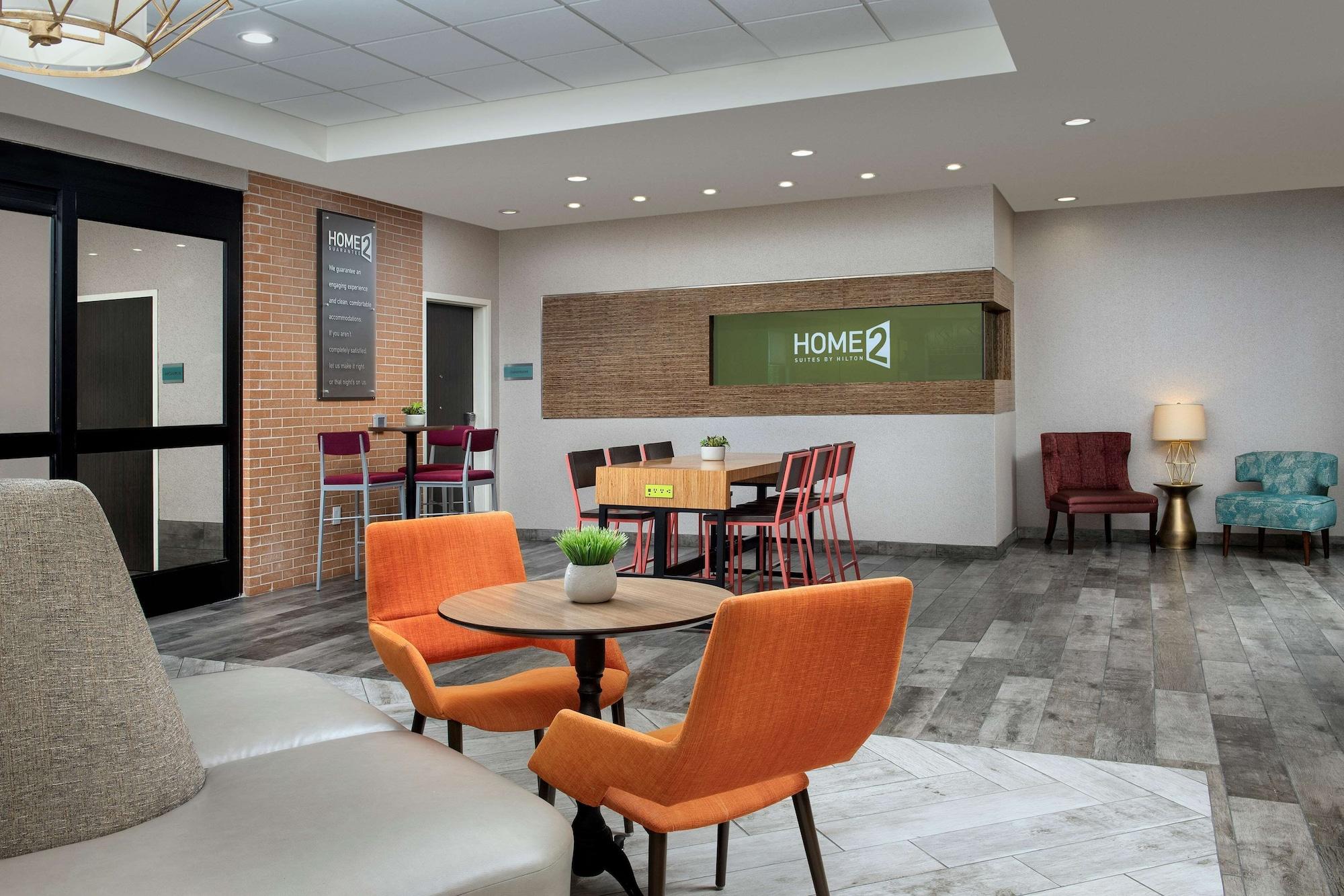 Vista Lobby Home2 Suites by Hilton Murfreesboro