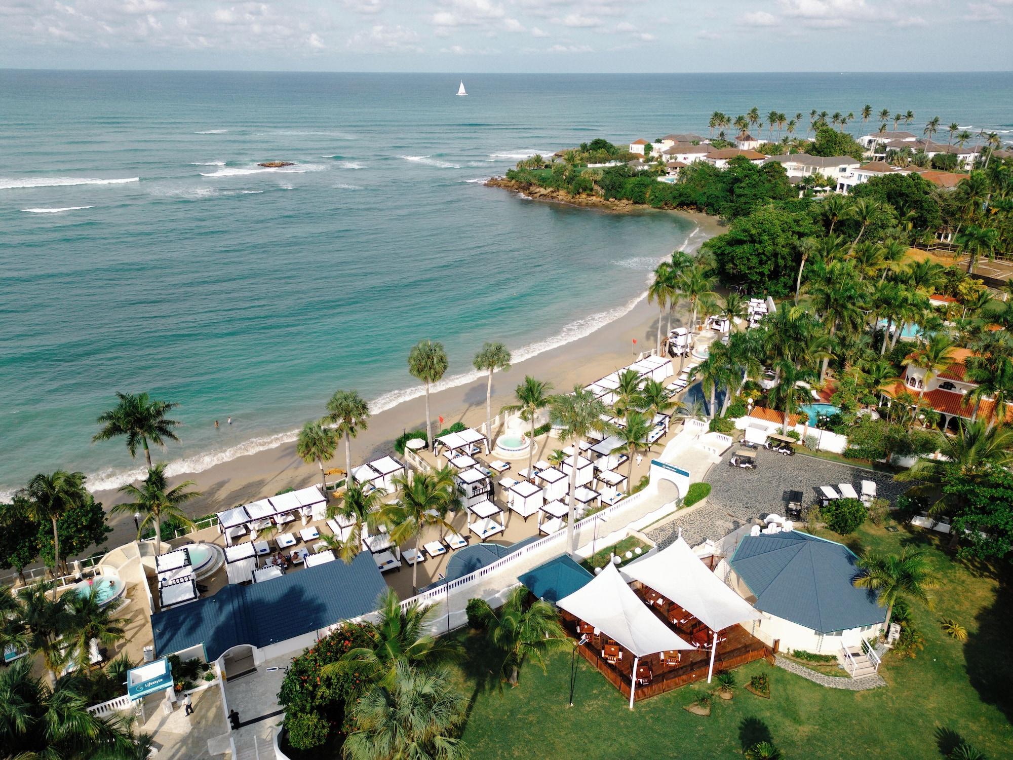 Playa Lifestyle Royal Suites