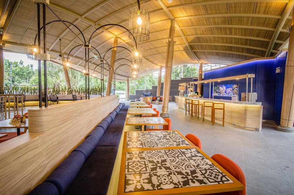 Vista Lobby Holiday Inn Express Krabi Ao Nang Beach