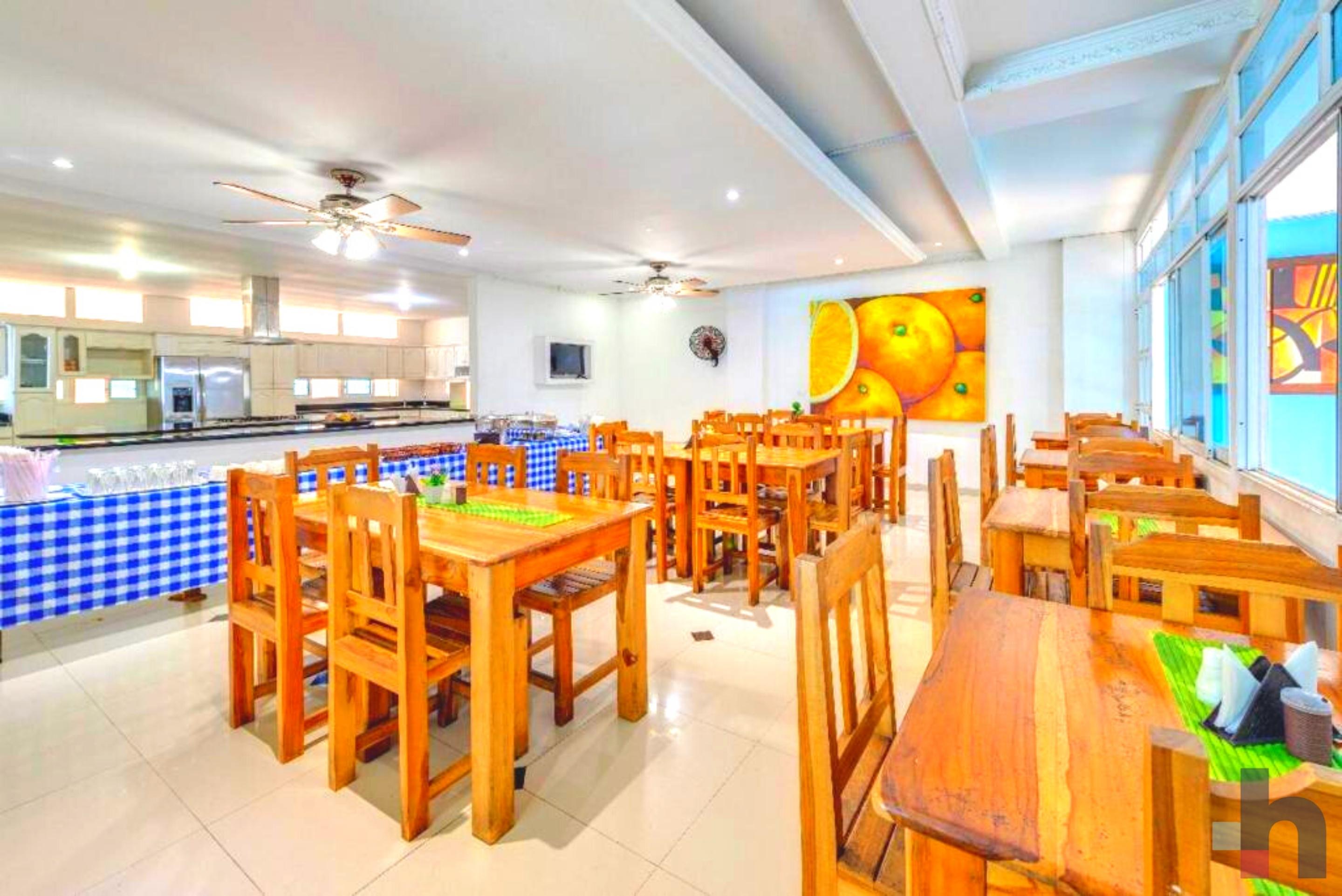 Restaurant Mundihoteles AstraSuite 427