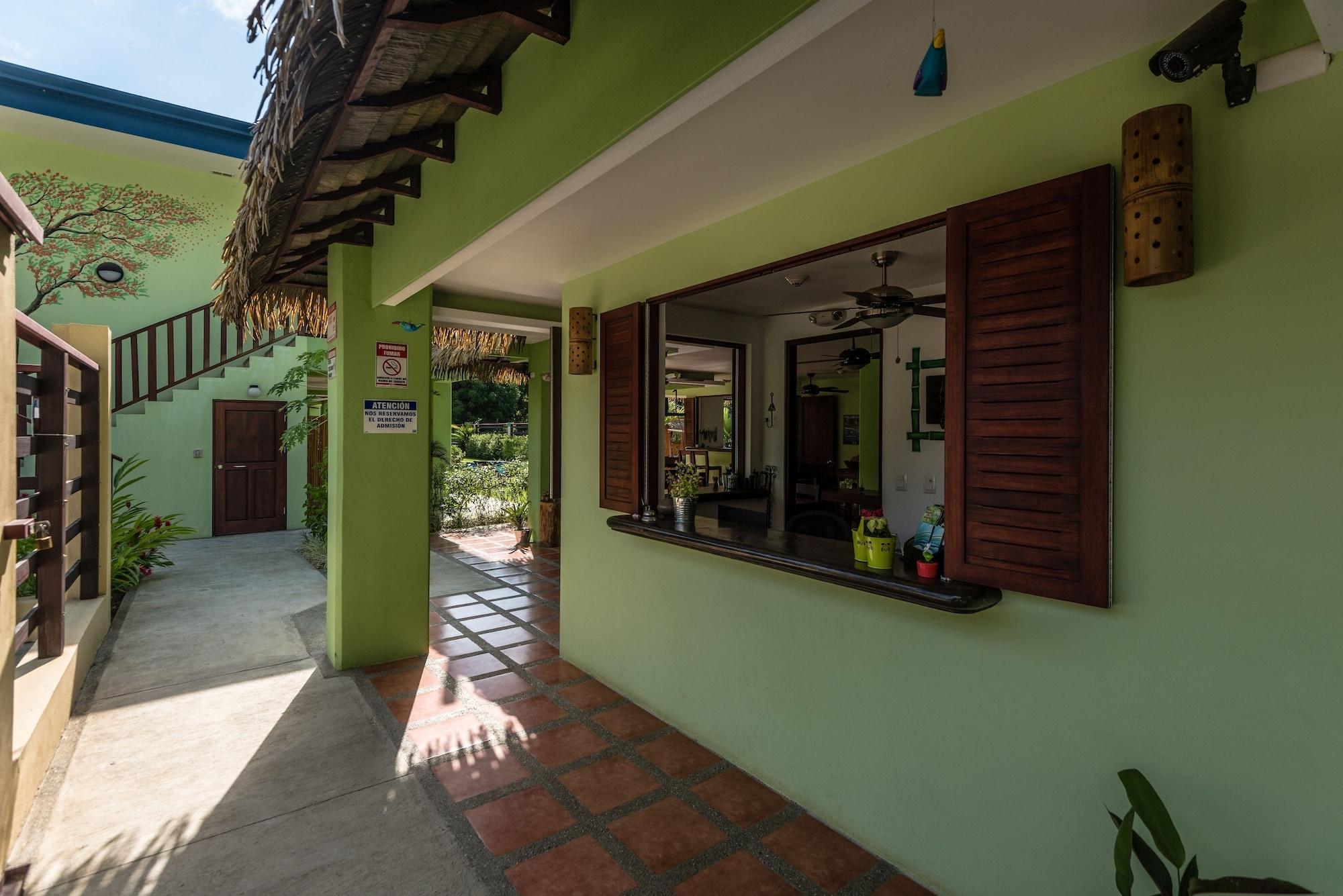Vista Lobby Mavi Surf Hotel